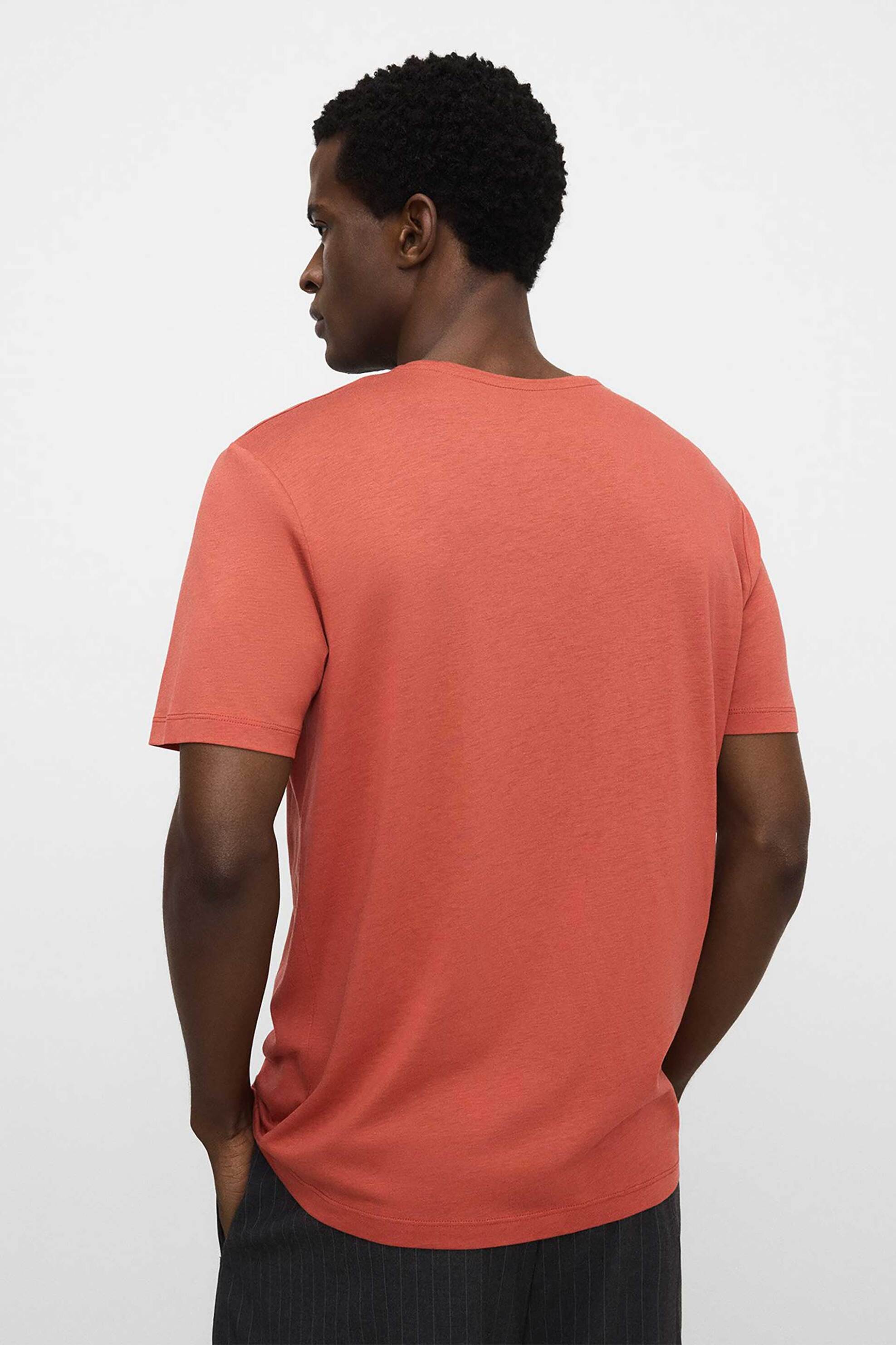 Adolfo Domínguez ανδρικό T-shirt μονόχρωμο - 172061203 Κοραλί φωτογραφία