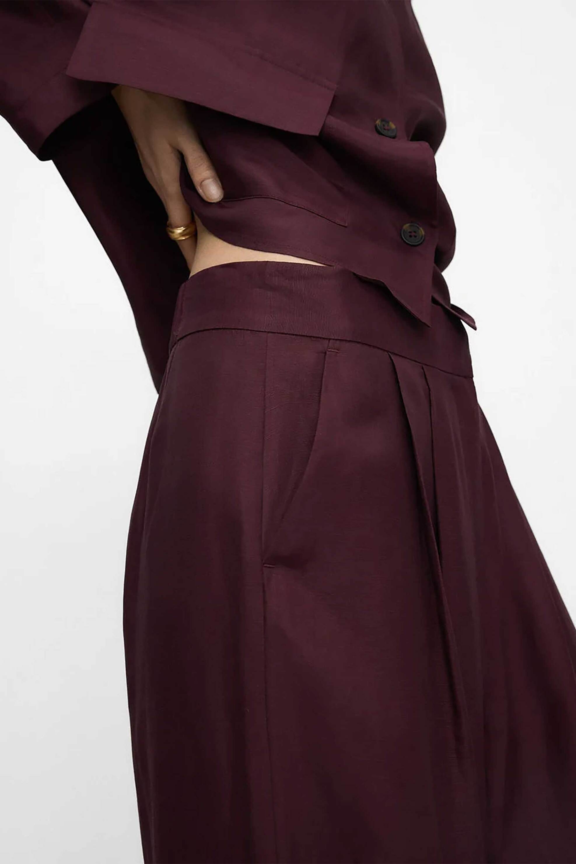 Adolfo Domínguez γυναικείο παντελόνι με διπλές πτυχώσεις Wide Leg - 268082020 Μοβ φωτογραφία