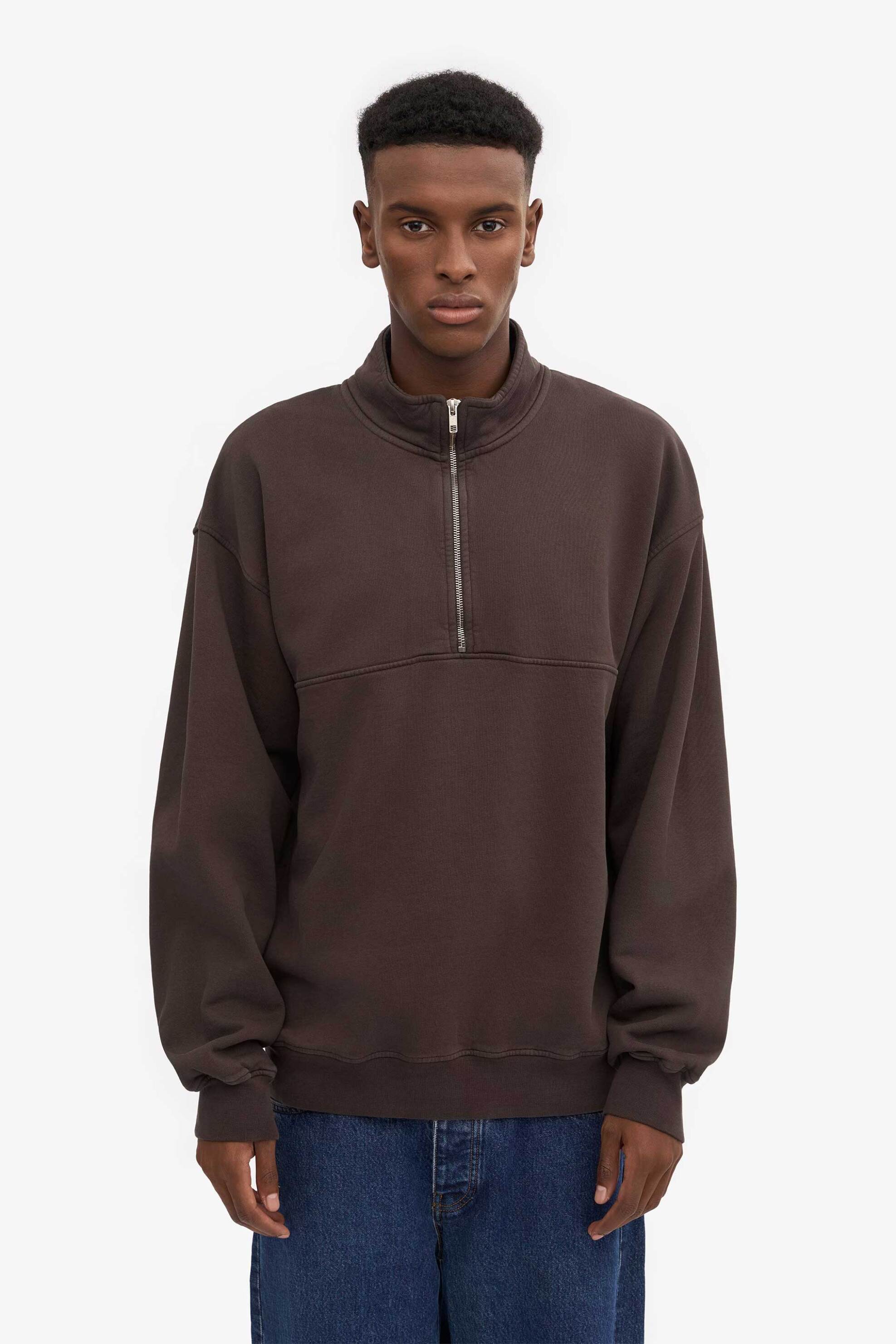 Colorful Standard ανδρική μπλούζα φούτερ μονόχρωμη με 1/2 φερμουάρ Oversized Fit - CS1014 Καφέ