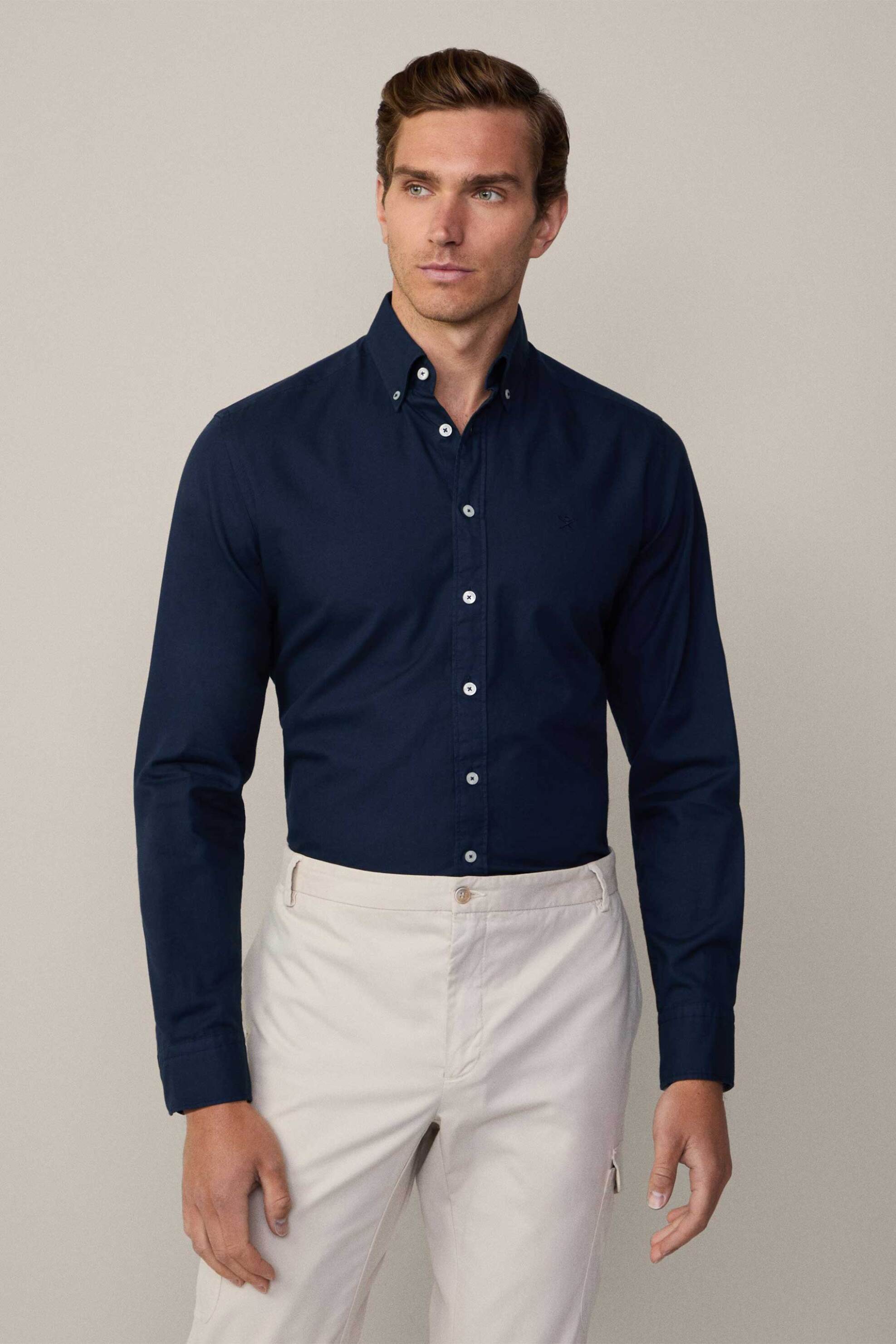 Hackett ανδρικό πουκάμισο oxford button down με κεντημένο λογότυπο Tailored Fit - HM3010028 Μπλε Σκούρο