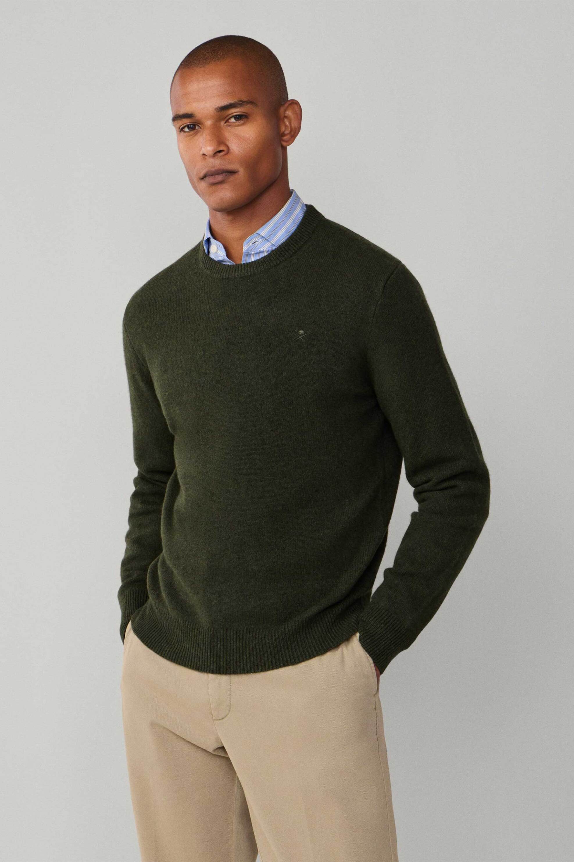 Ανδρικά ρούχα και beachwear hackett σε χακι