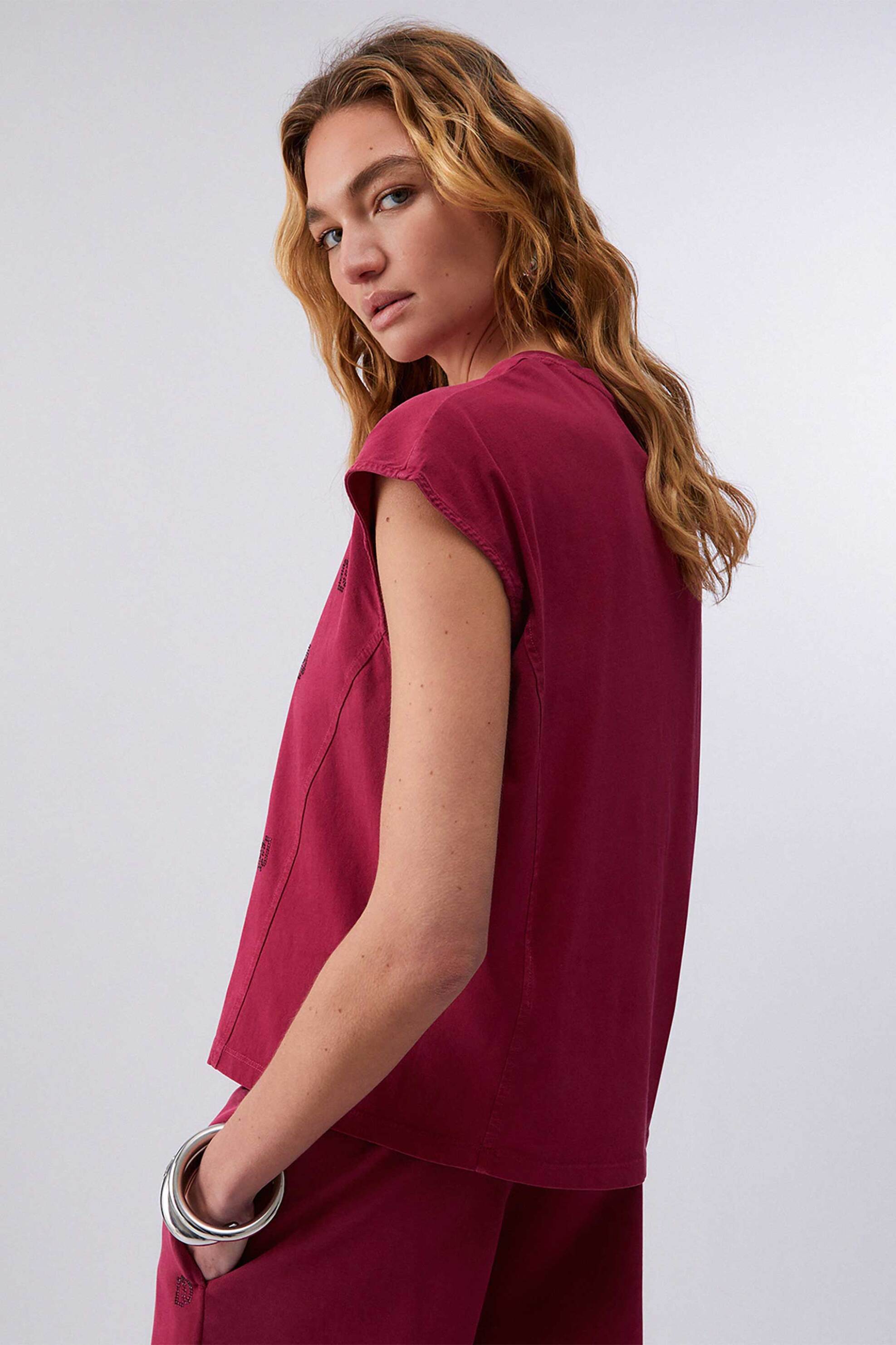LIU JO Liu Jo γυναικείο T-shirt με στρας Regular Fit - TA6168JS923 Μπορντό - 3