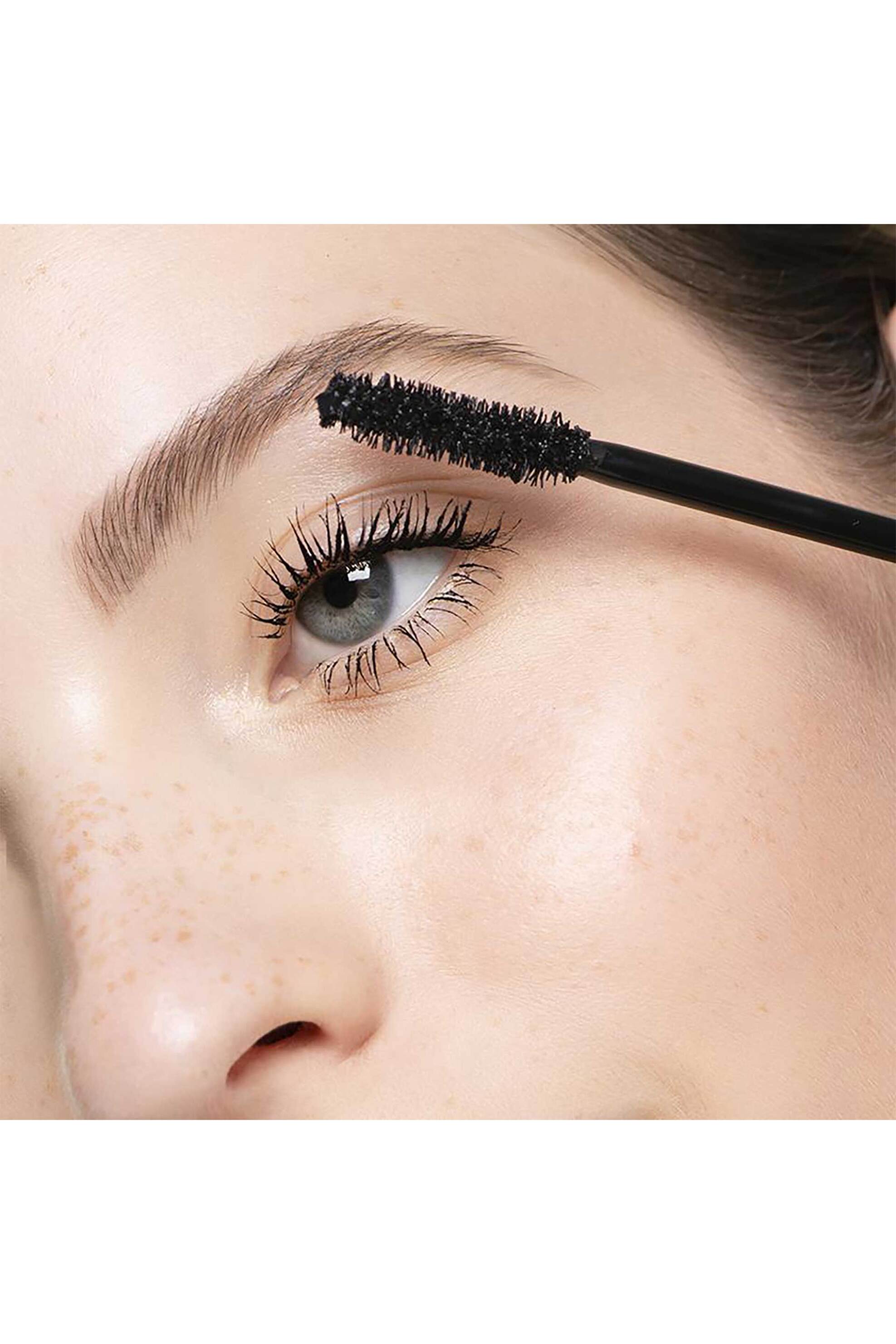 Korres Black Volcanic Minerals Drama Volume Mascara 11 ml - 21005147 01 Black φωτογραφία