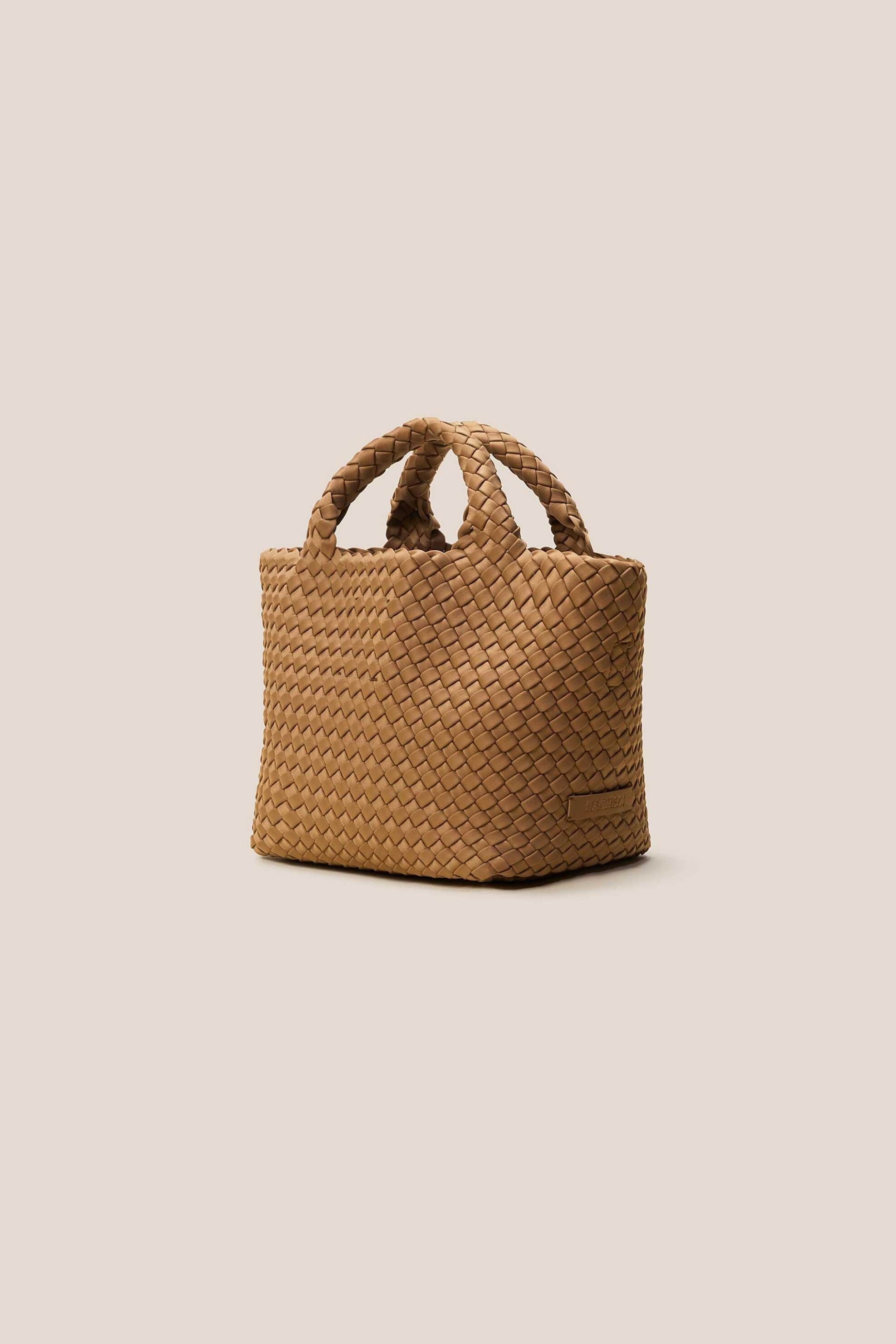 Naghedi γυναικεία τσάντα tote με πλεκτό σχέδιο "St. Barths Small" - NSN03012LD Καμηλό φωτογραφία