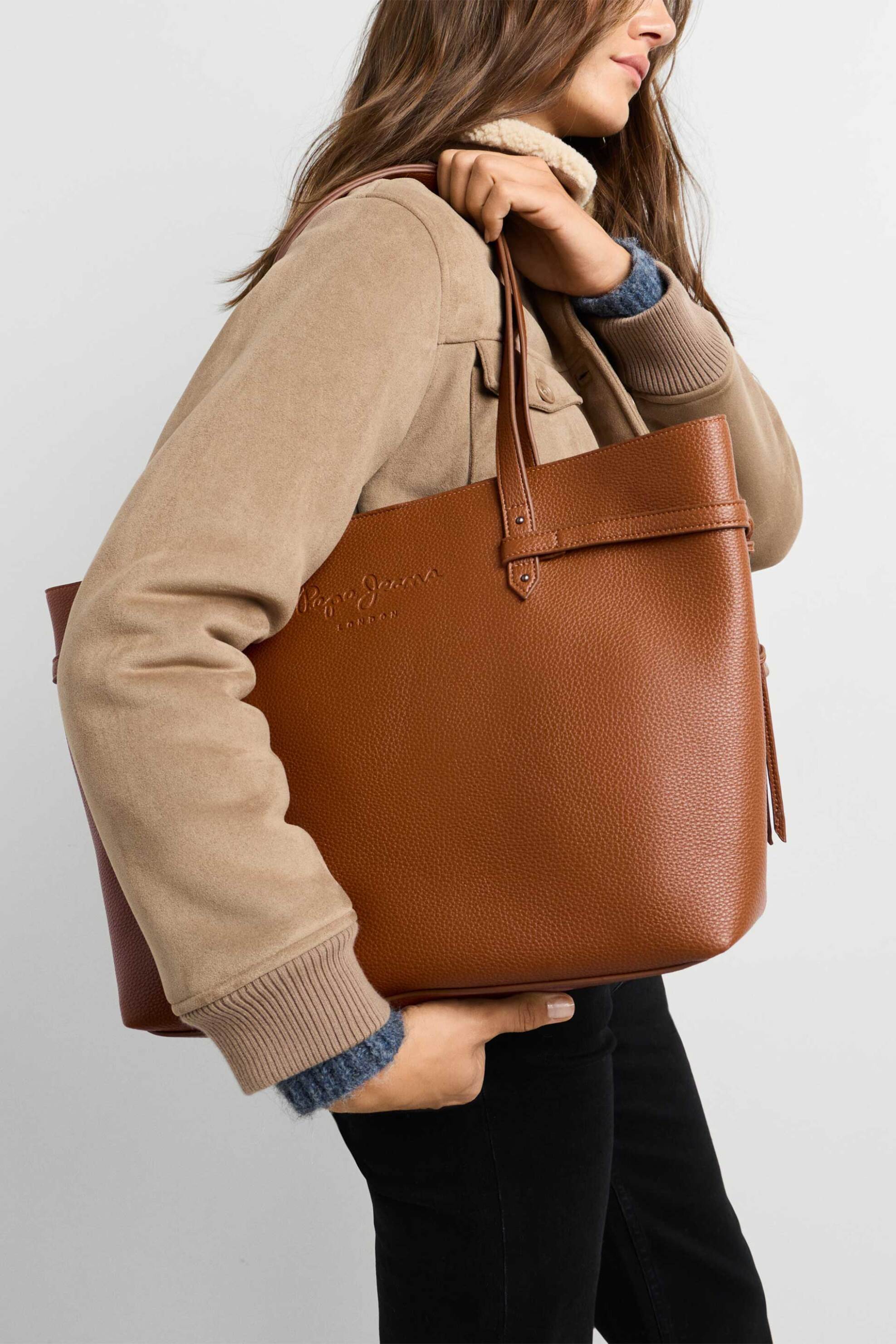 Pepe Jeans Γυναικεία Τσάντα Shopper με Λογότυπο Sabina - Pl0300207 Ταμπά