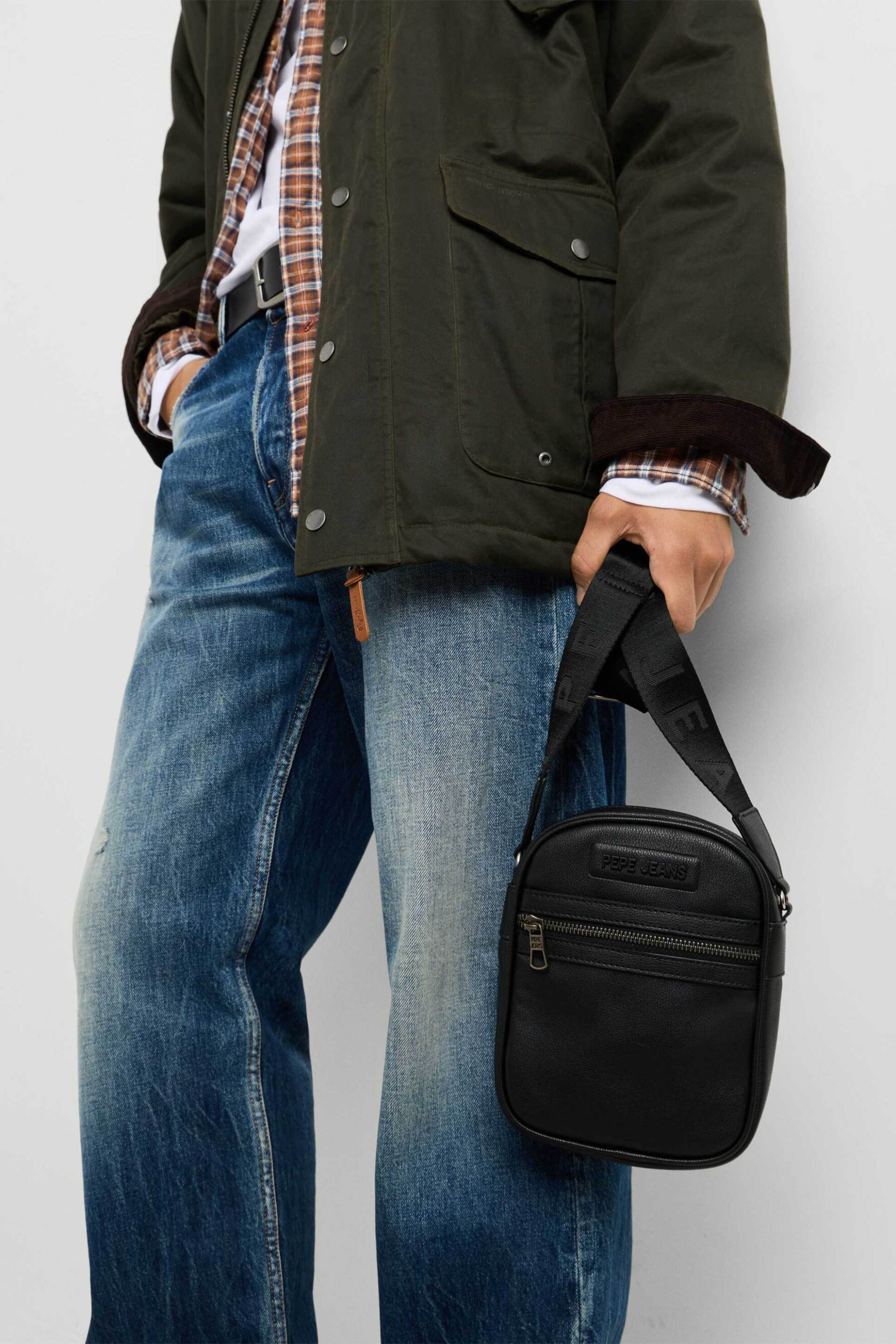 Pepe Jeans Ανδρικό Τσαντάκι Crossbody με Λογότυπο Ion - Pm0300055 Μαύρο