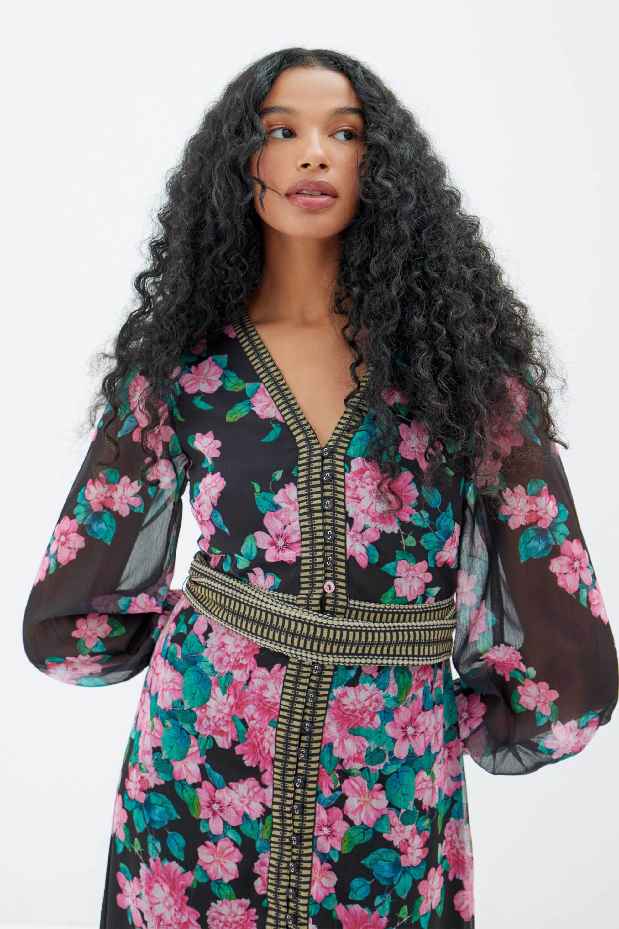 Raishma γυναικείο φόρεμα midi με floral print "Athena" - RS2320BK Μαύρο φωτογραφία