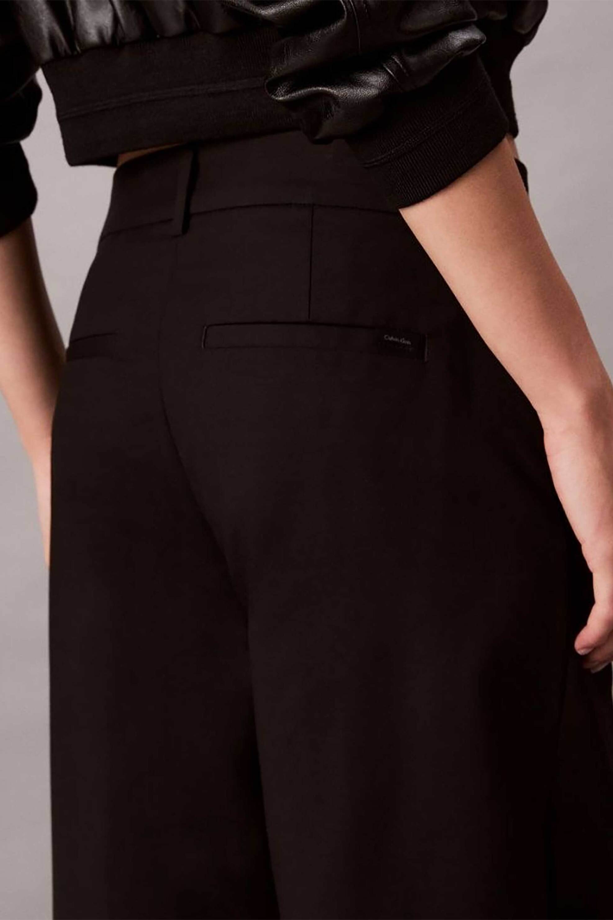 Calvin Klein γυναικείο chino παντελόνι Relaxed Fit - LV044D664G Μαύρο φωτογραφία