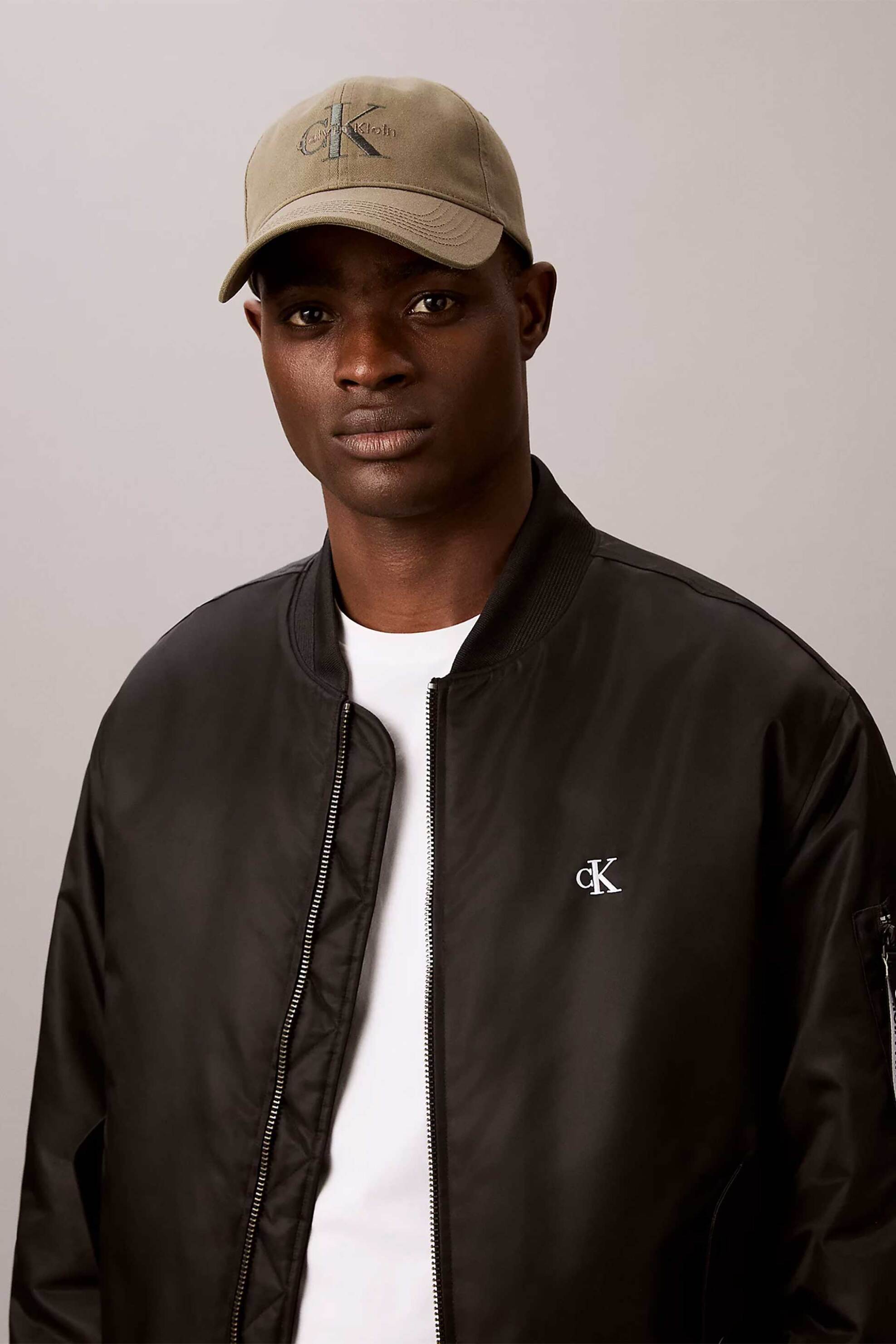 Calvin Klein Ανδρικό Καπέλο Jockey με Λογότυπο - Lv04G5004G Χακί