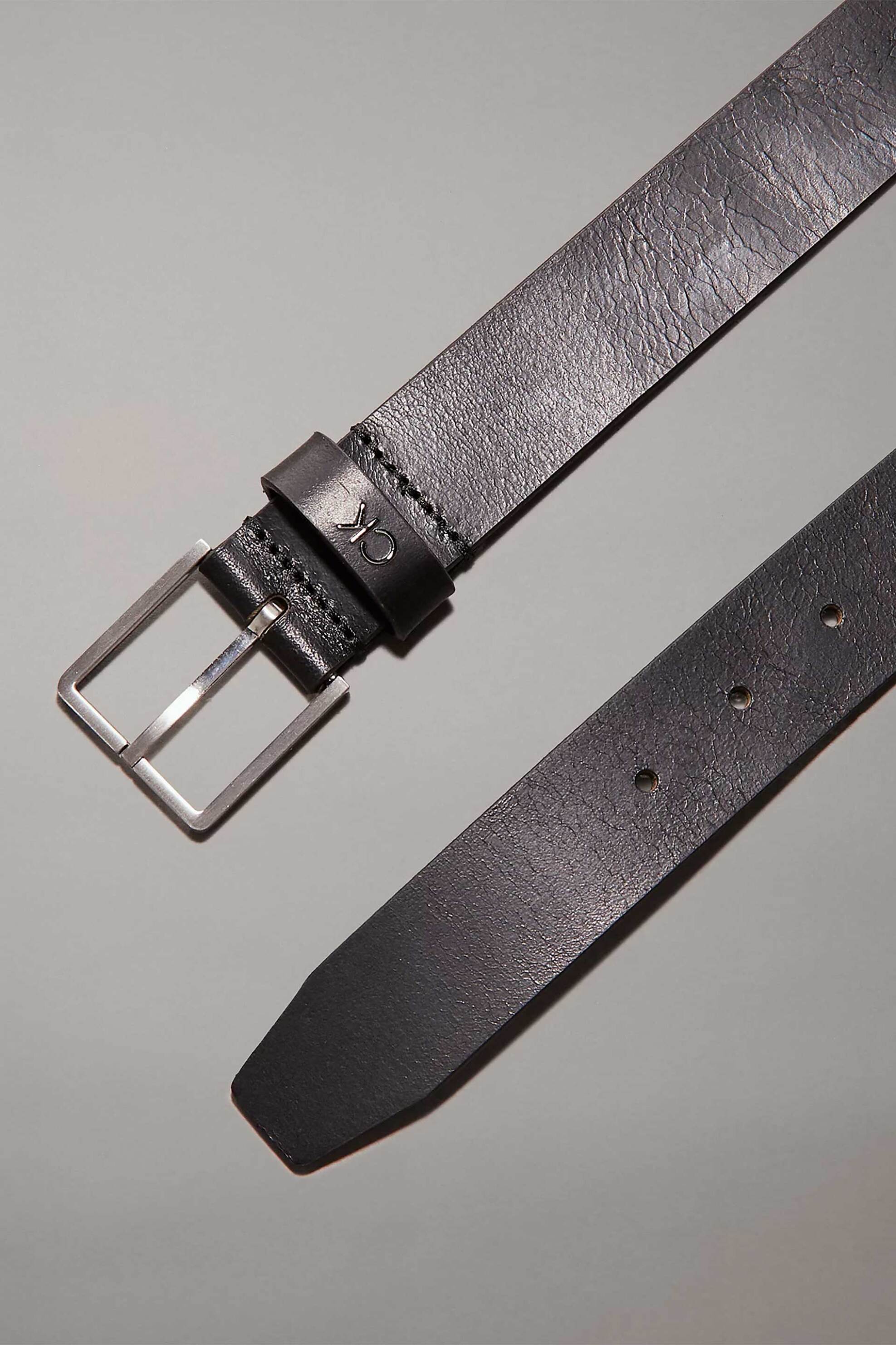 Calvin Klein Ανδρική Δερμάτινη Ζώνη με Μεταλλική Αγκράφα Και Monogram - K50K510083 Μαύρο