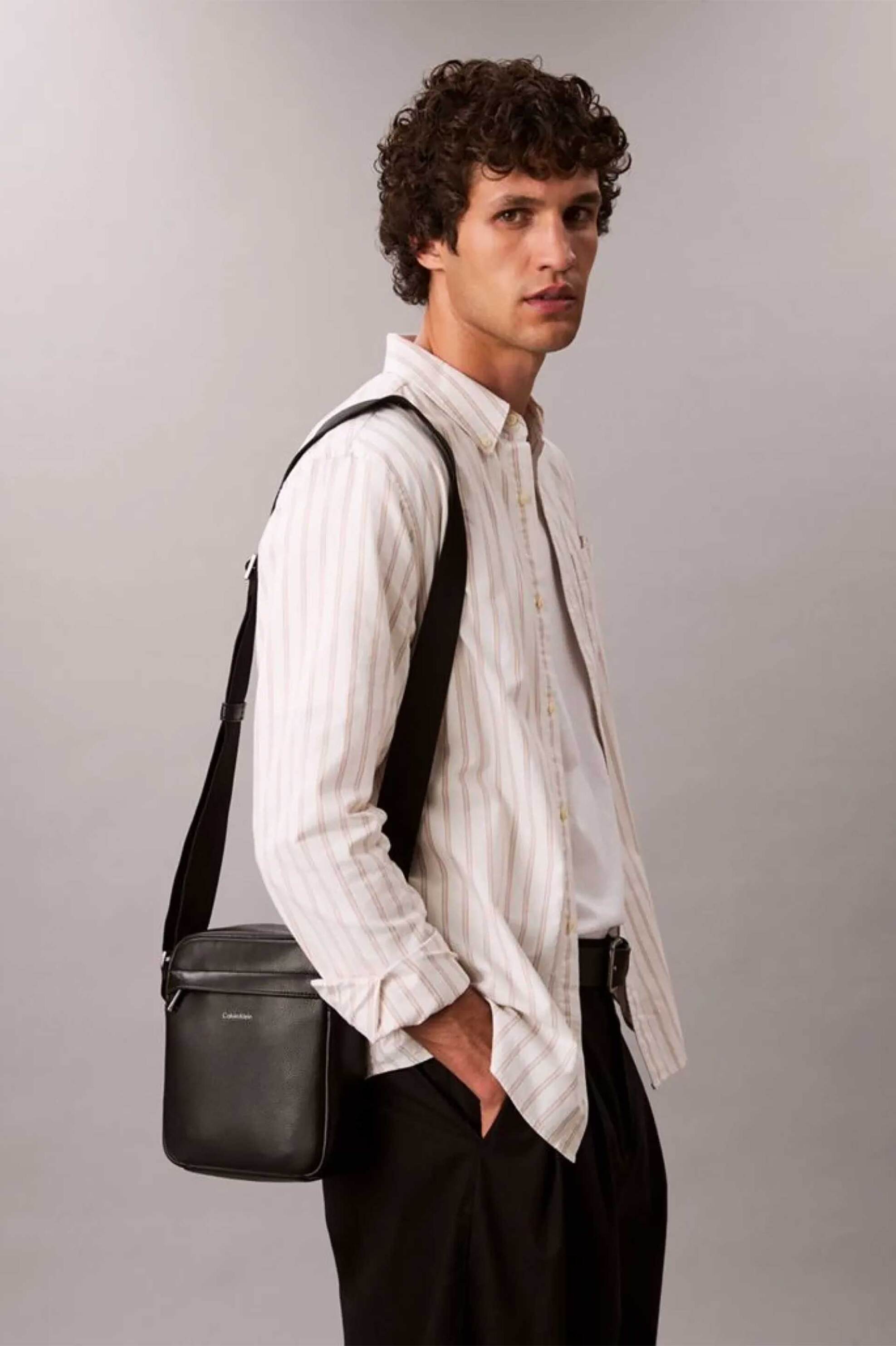 Calvin Klein Ανδρικό Τσαντάκι Crossbody με Λογότυπο - Lv04D3160G Μαύρο