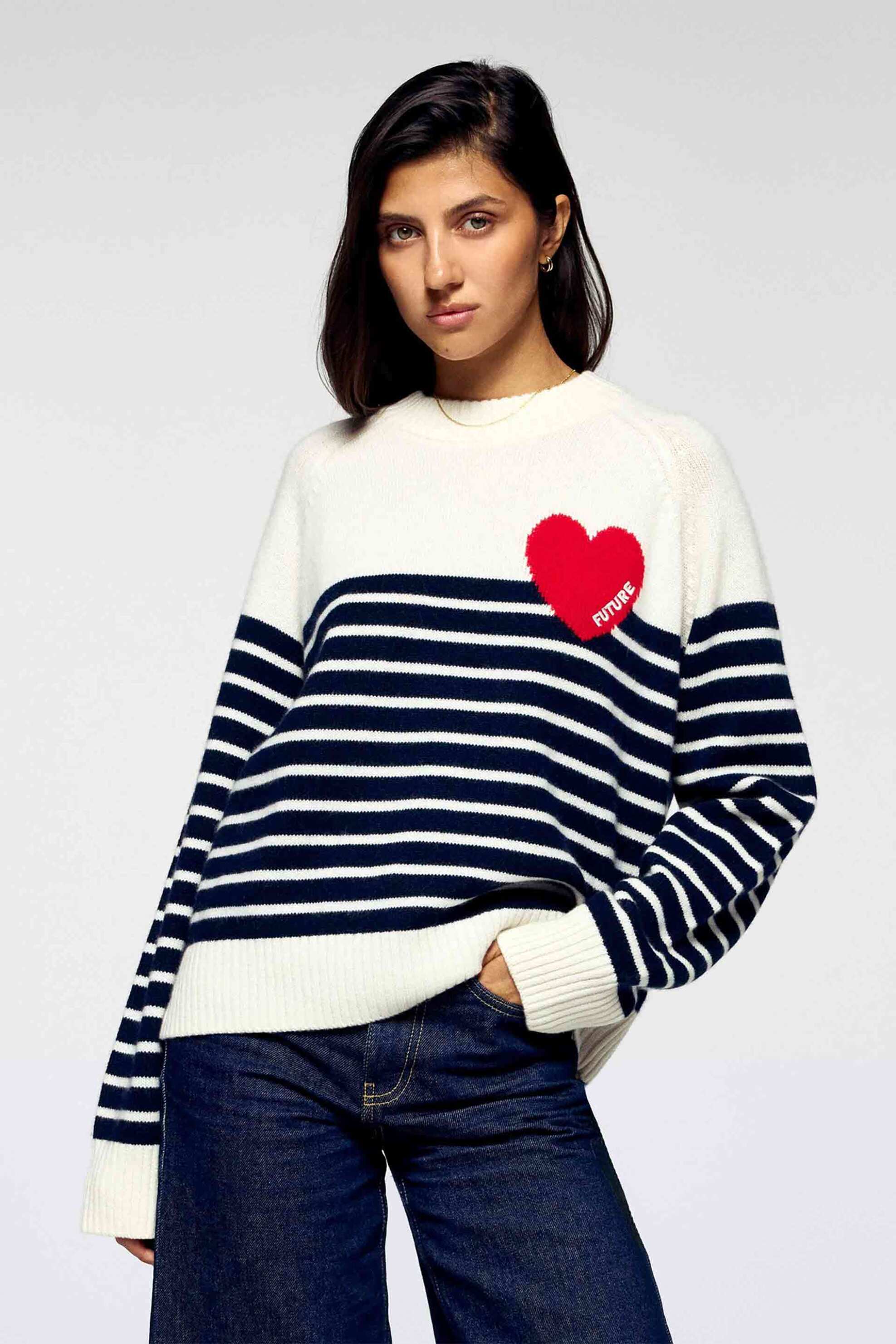 FROM FUTURE From Future γυναικείο πουλόβερ ριγέ από κασμίρι με contrast καρδιά Regular Fit - 2501WPR03378W Εκρού