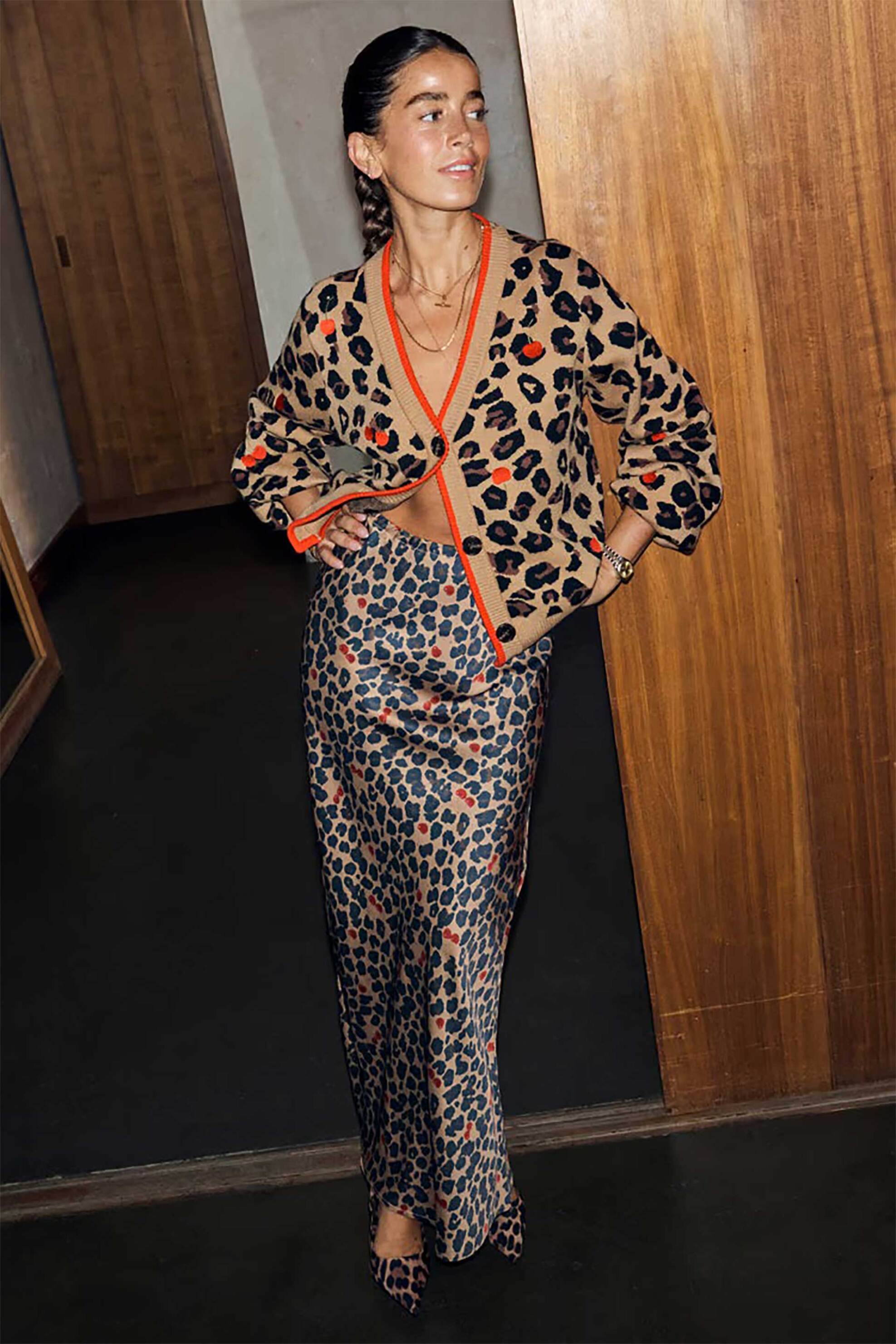 Γυναικεία ρούχα never fully dressed σε μπεζ