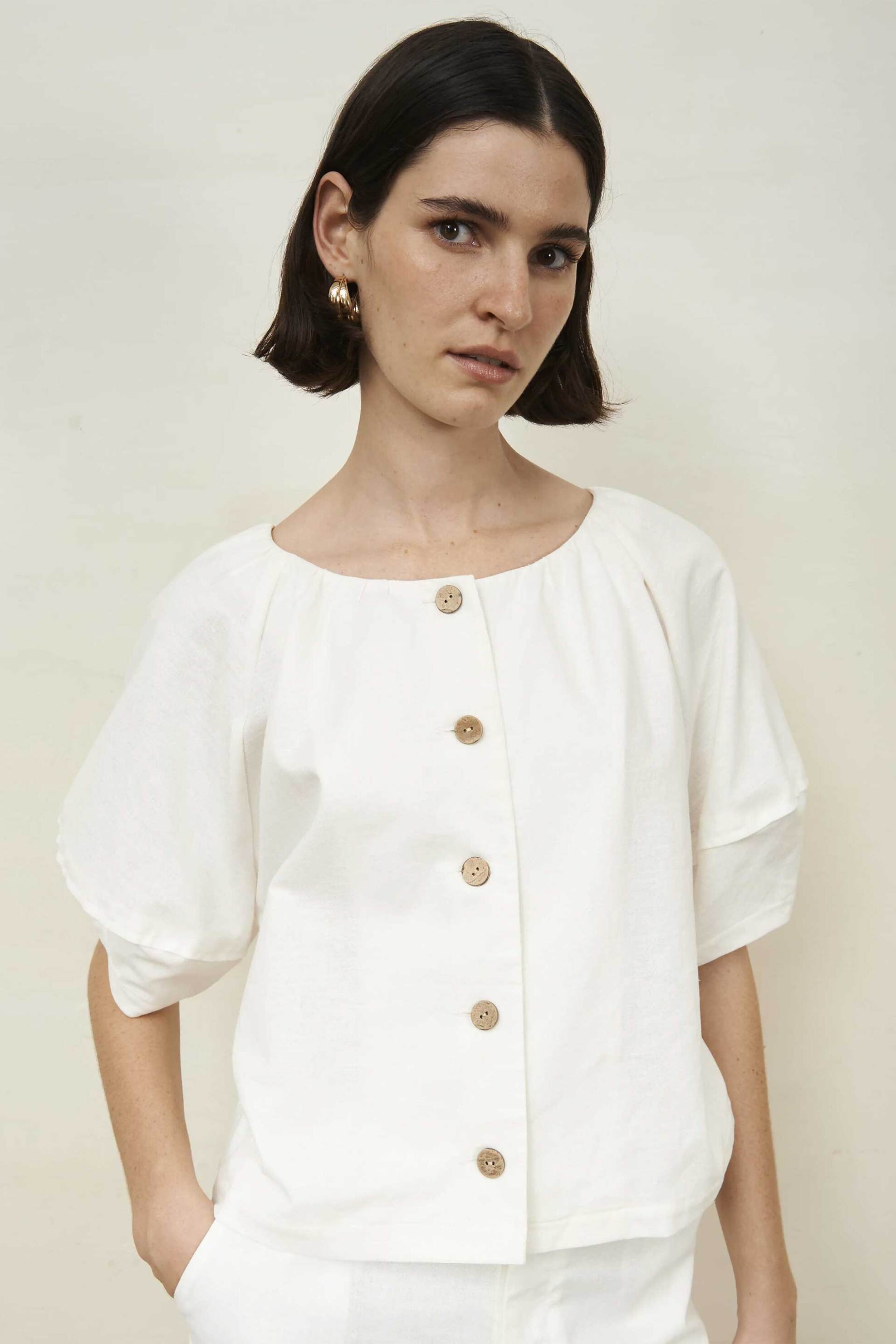 JOVONNA LONDON Jovonna London γυναικεία μπλούζα με μανίκια balloon "Sandis" - SANDIS/TOP/SS25 Λευκό