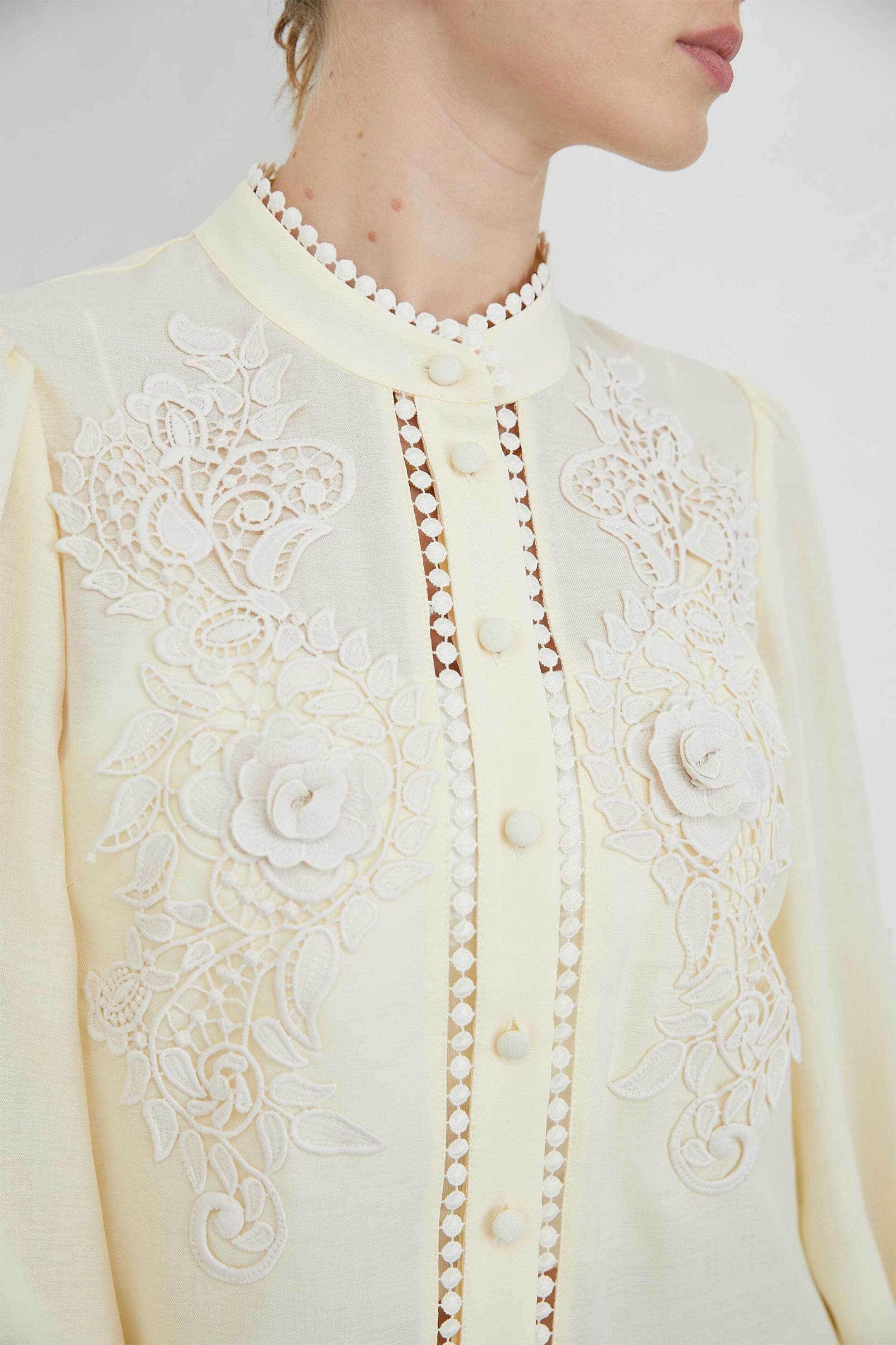 JOVONNA LONDON Jovonna London γυναικεία μπλούζα με κέντημα "Thamora" - THAMORA/BLOUSE/SS26 Κίτρινο - 3