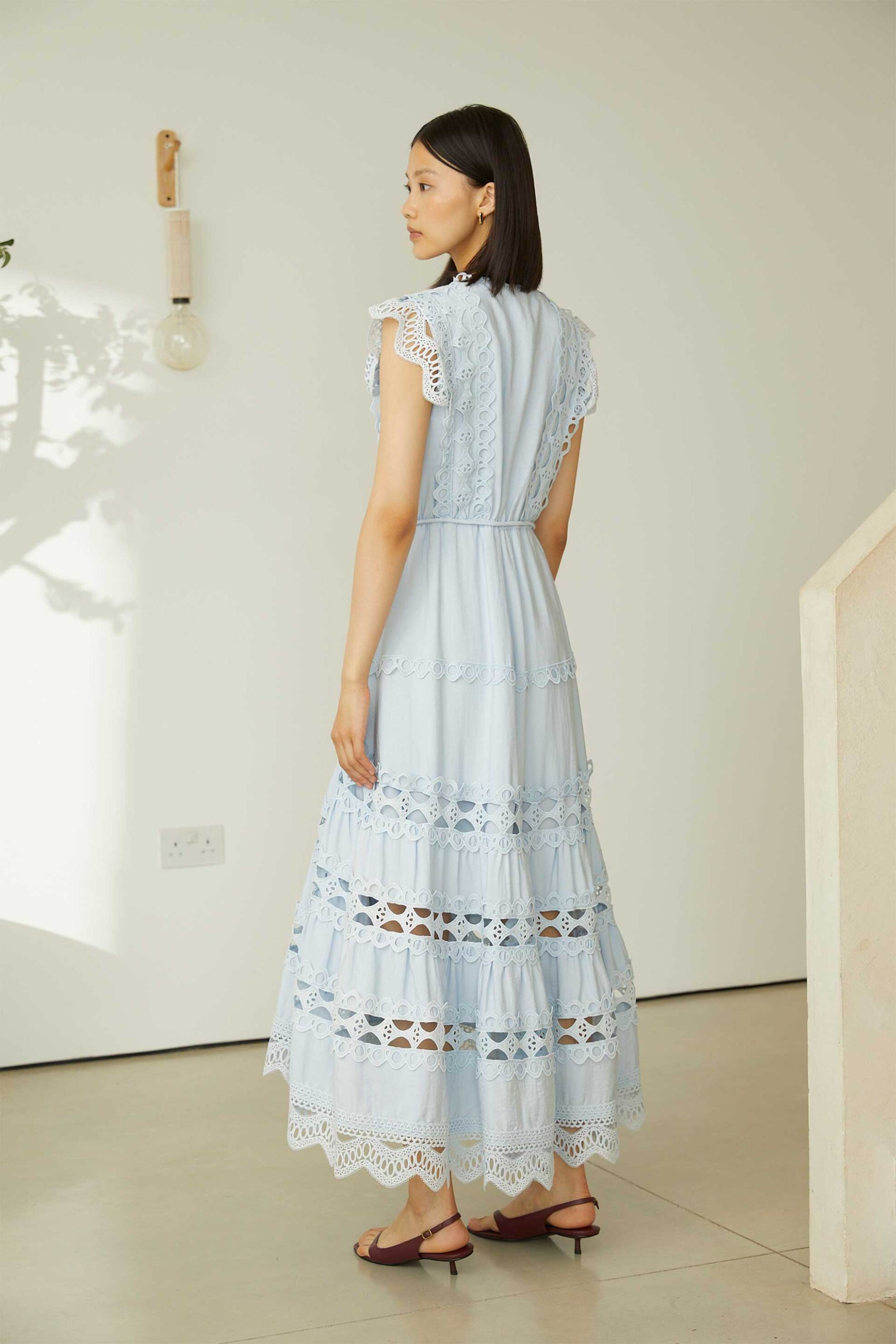 Jovonna London γυναικείο midi φόρεμα με κέντημα "Irida" - IRIDA/DRESS/SS26 Σιελ φωτογραφία