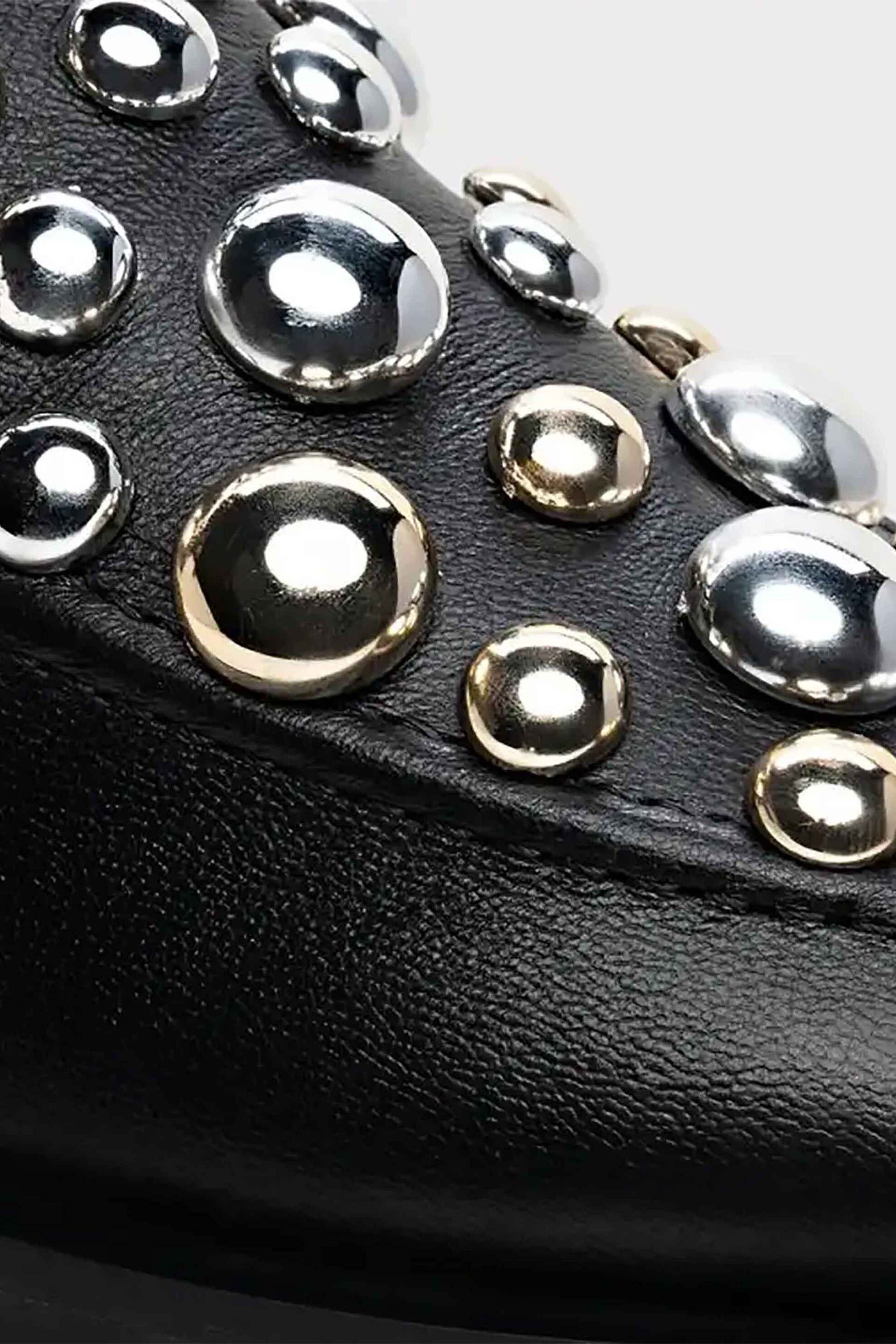 Carrano γυναικεία δερμάτινα μοκασίνια με τρουκς - E68670 Μαύρο φωτογραφία