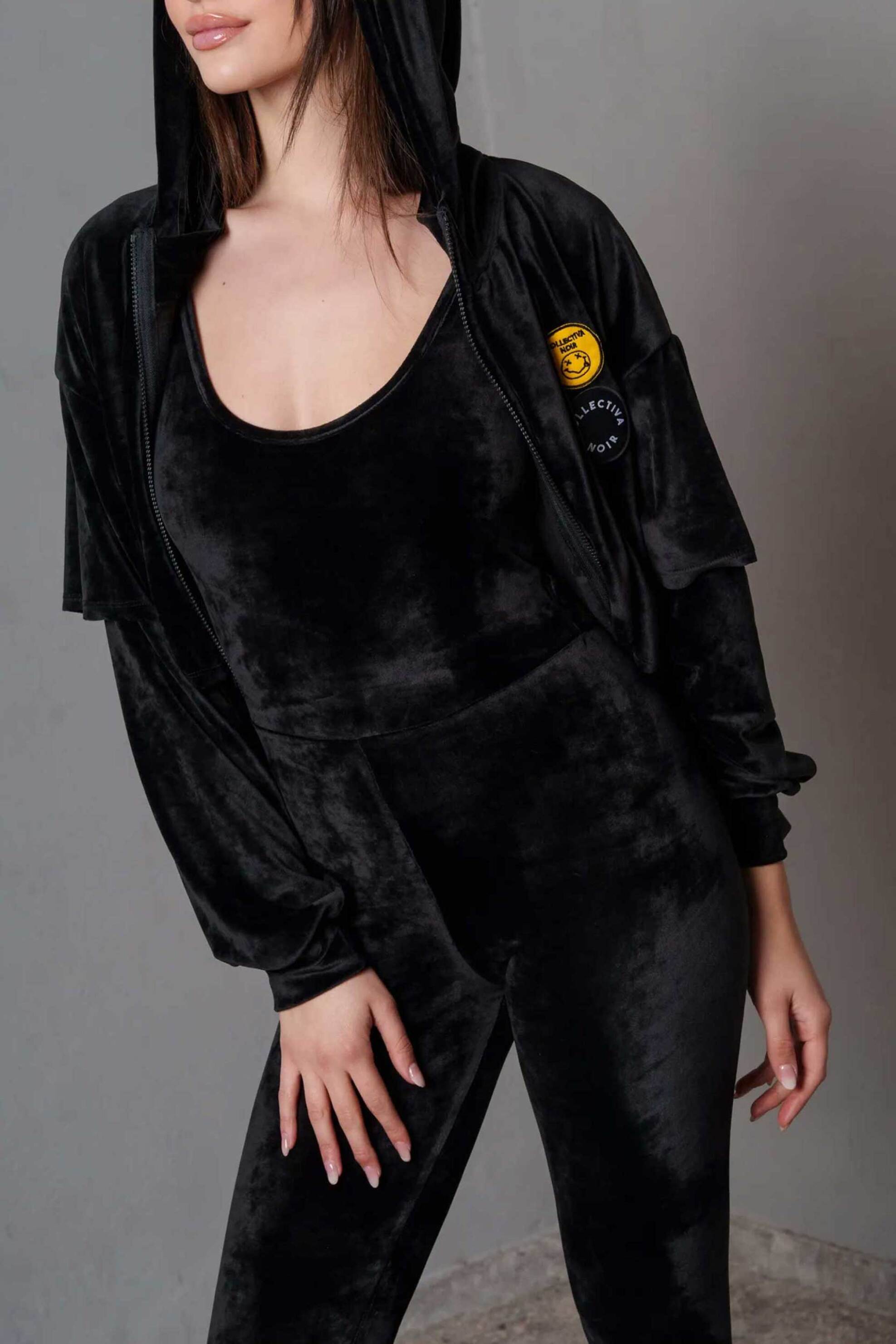 Collectiva Noir γυναικεία oλόσωμη φόρμα βελούρ "Hana" - CN141A23FVL Μαύρο φωτογραφία