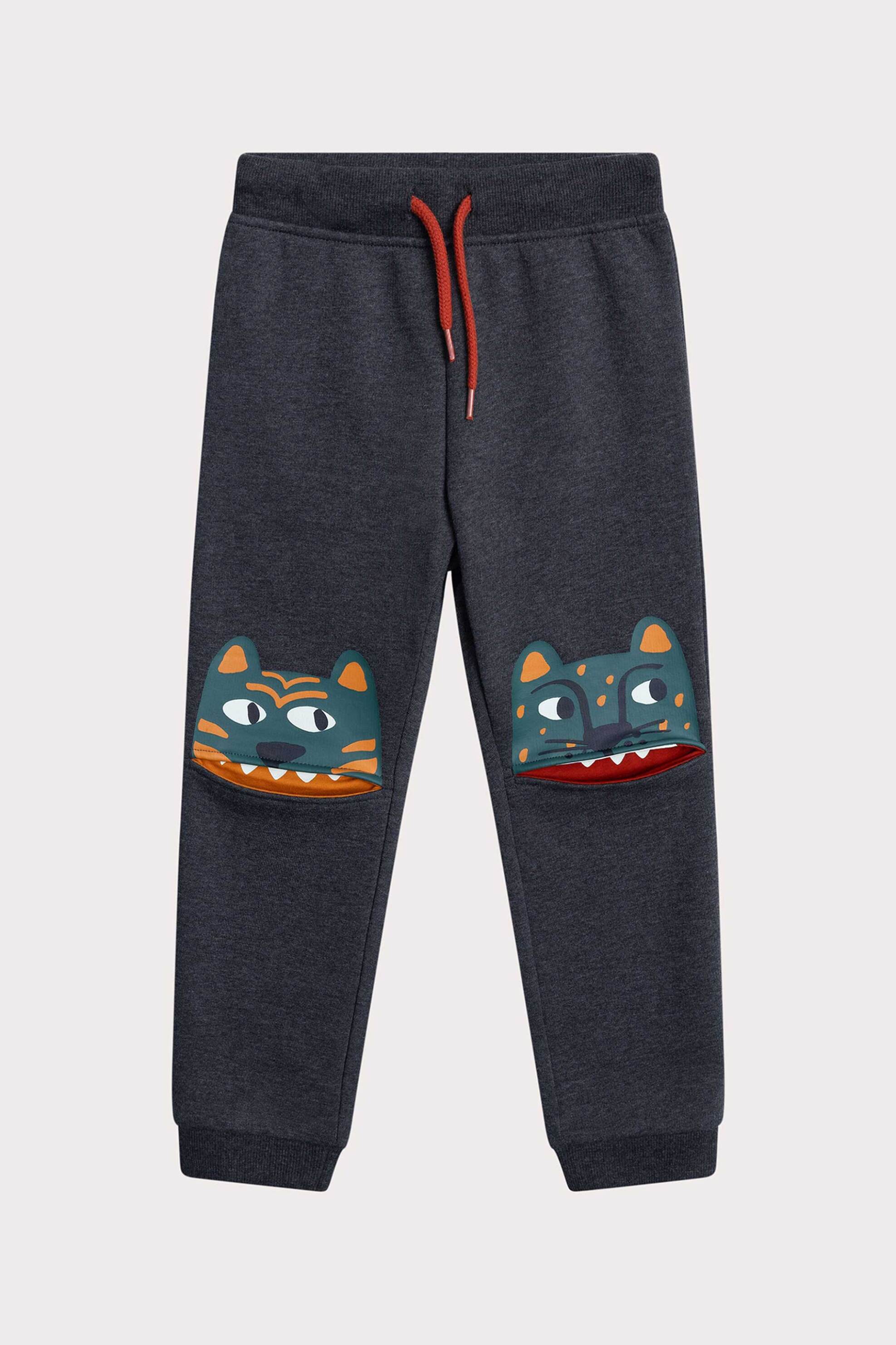 Παιδικά ρούχα σε ανθρακι