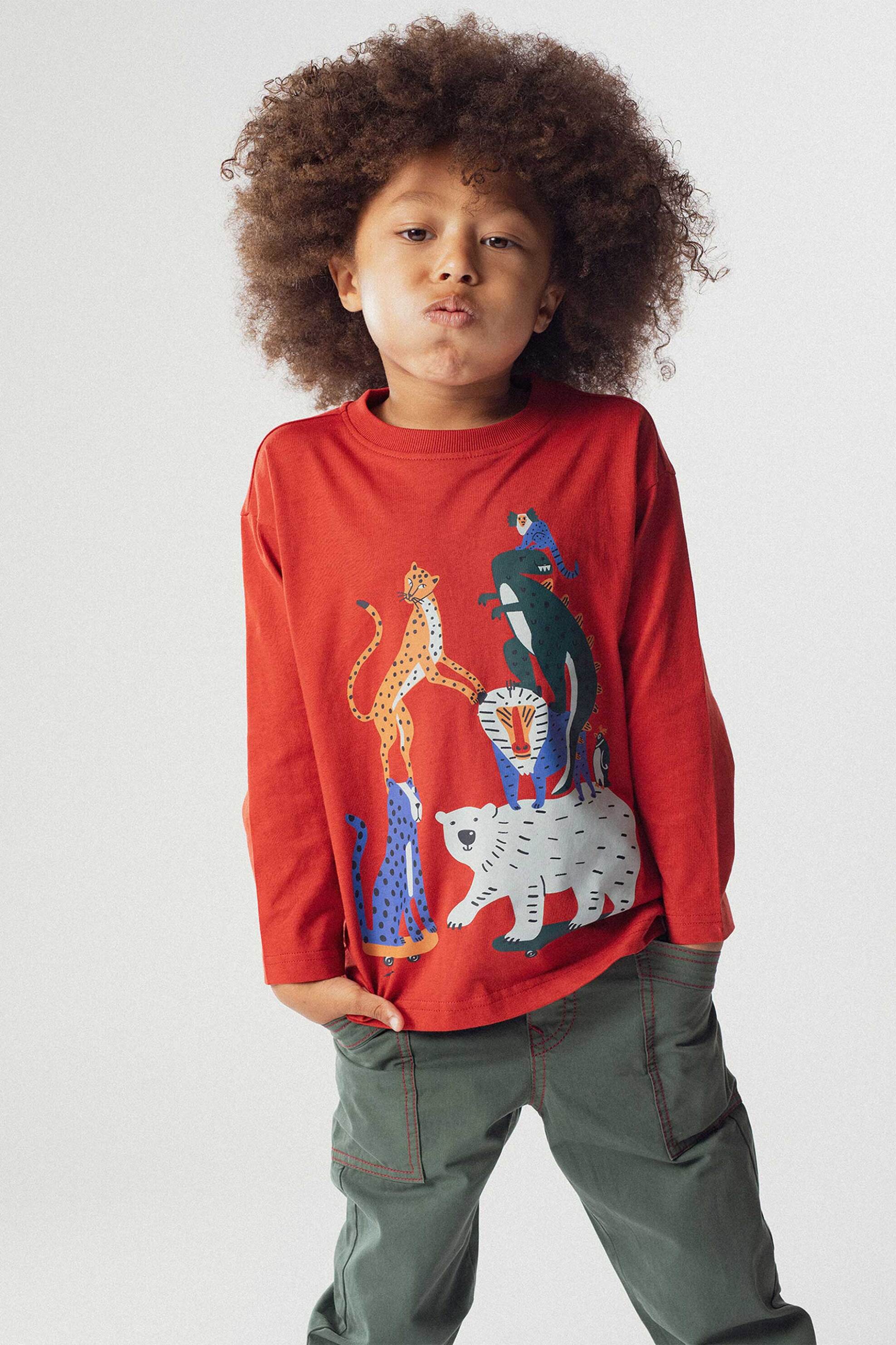 DPAM DPAM παιδική μακρυμάνικη μπλούζα για αγόρια με πολύχρωμο σχέδιο με ζωάκια - 364490 Κόκκινο