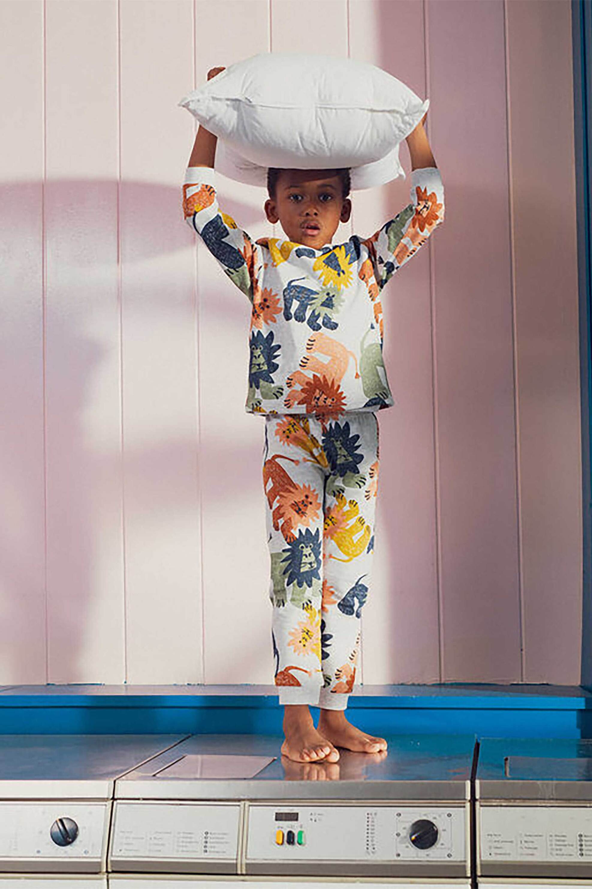 DPAM DPAM σετ παιδικές πιτζάμες για αγόρια με σχέδιο ζωάκια της ζούγκλας (2 τεμάχια) - 365411 Γκρι