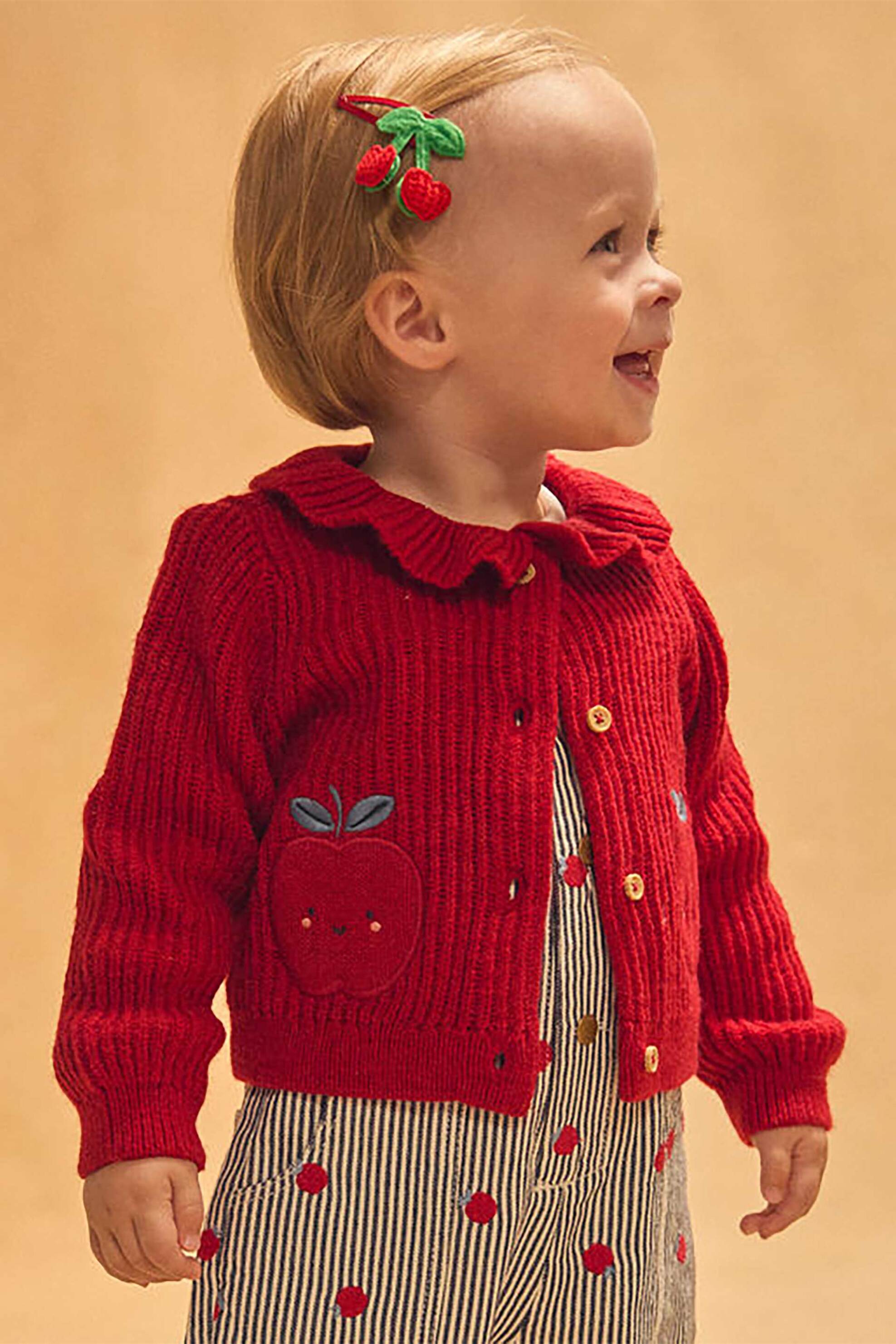 DPAM DPAM βρεφική πλεκτή ζακέτα με γιακά και σχέδιο από χαρούμενα μήλα - 366205 Κόκκινο