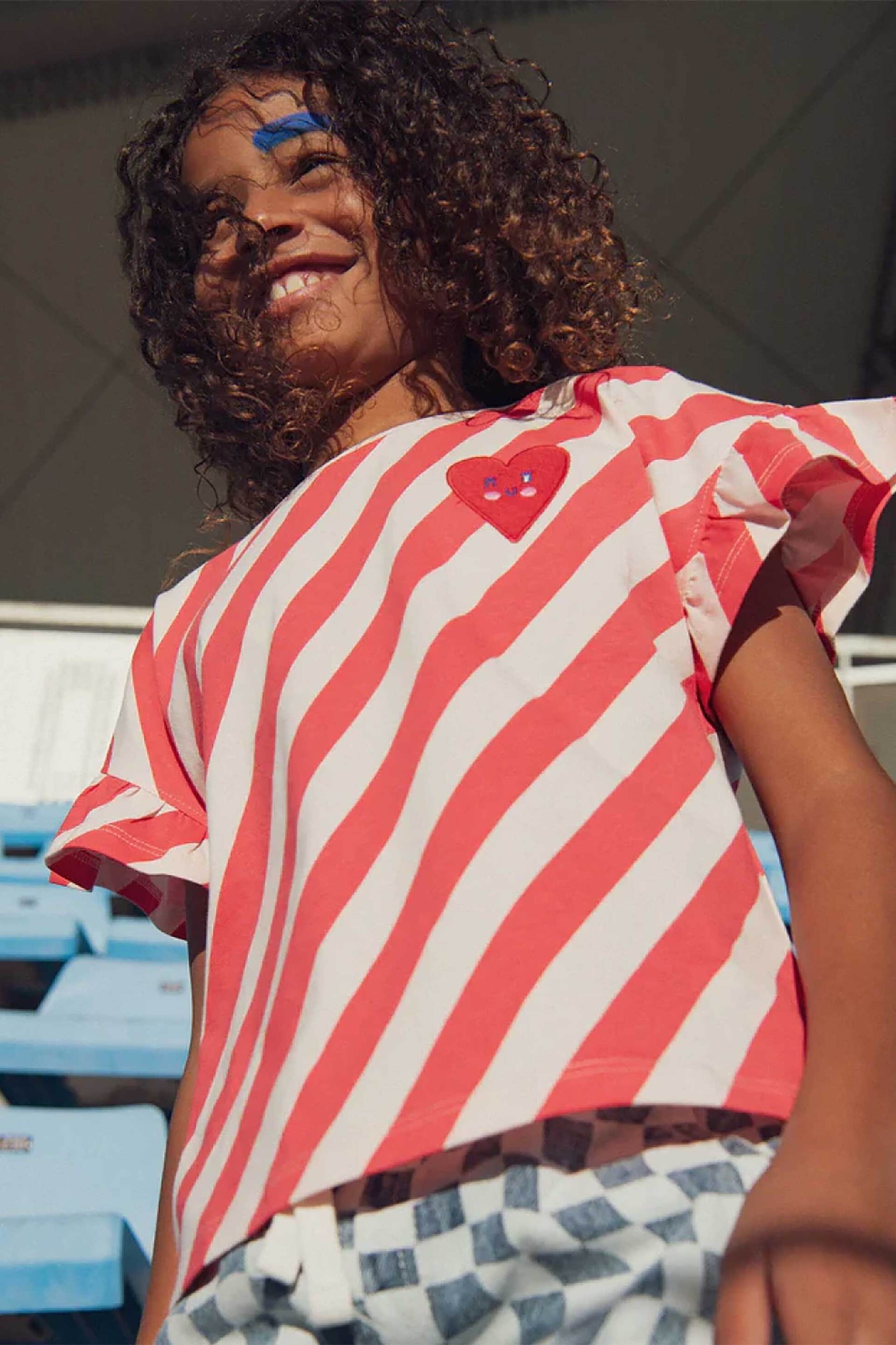 DPAM DPAM παιδική μπλούζα για κορίτσια "Ruffled Love" - 370549 Κοραλί