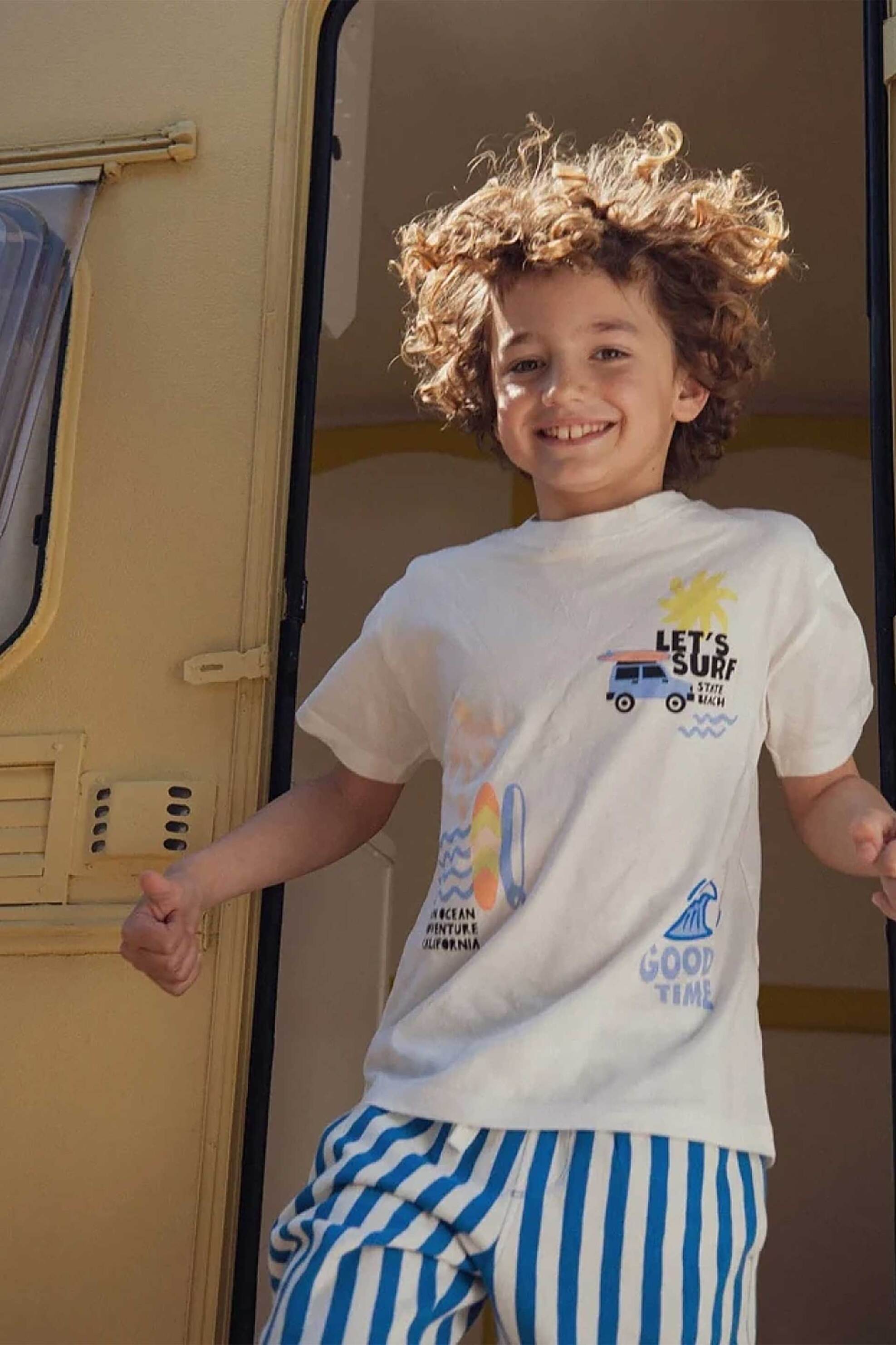 DPAM παιδική μπλούζα για αγόρια "Let's Surf" - 377888 Λευκό
