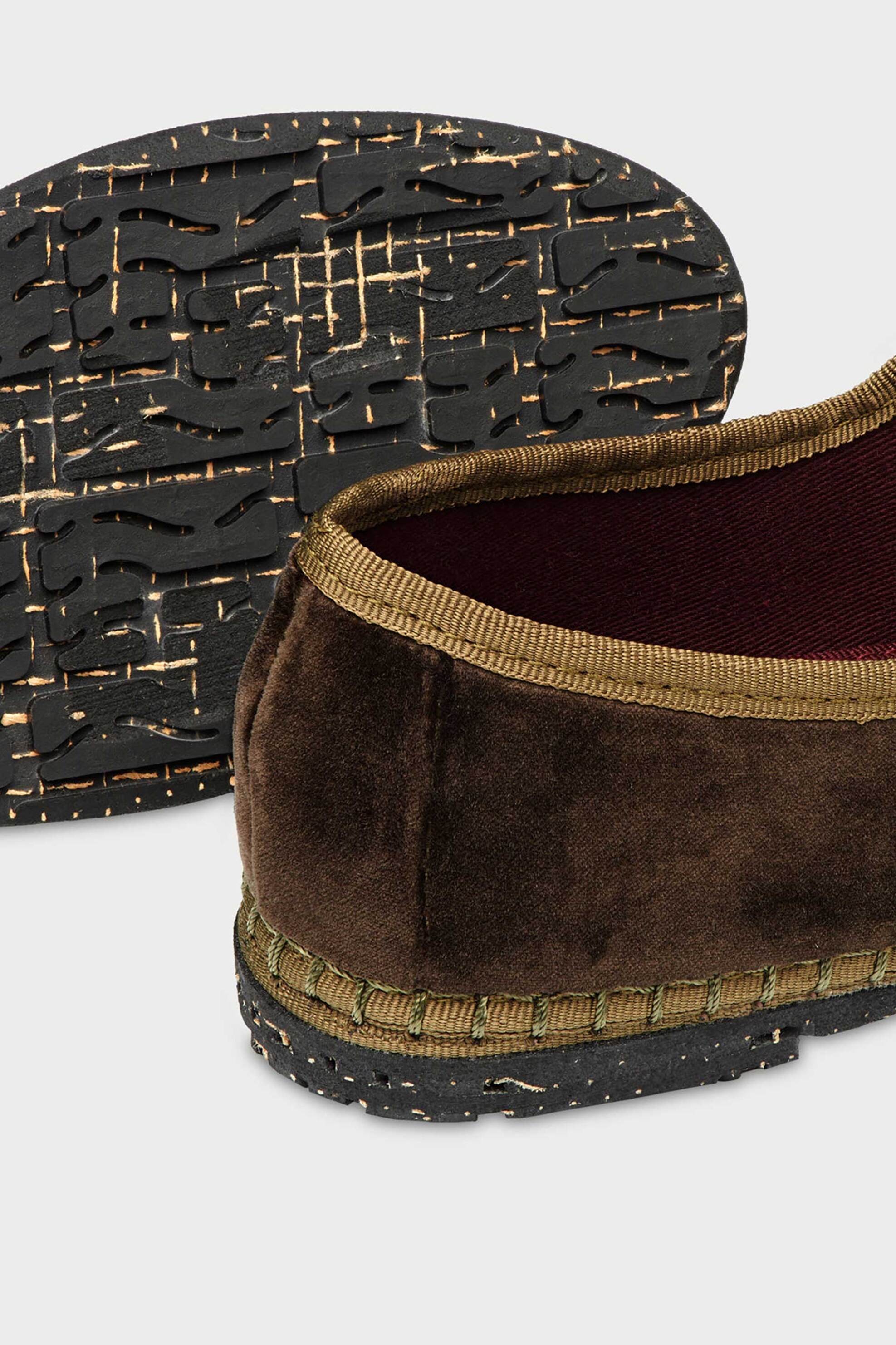 Flabelus γυναικείες μπαλαρίνες με μπαρέτα και βελούδινη υφή "Ulla" - ULLA Καφέ φωτογραφία