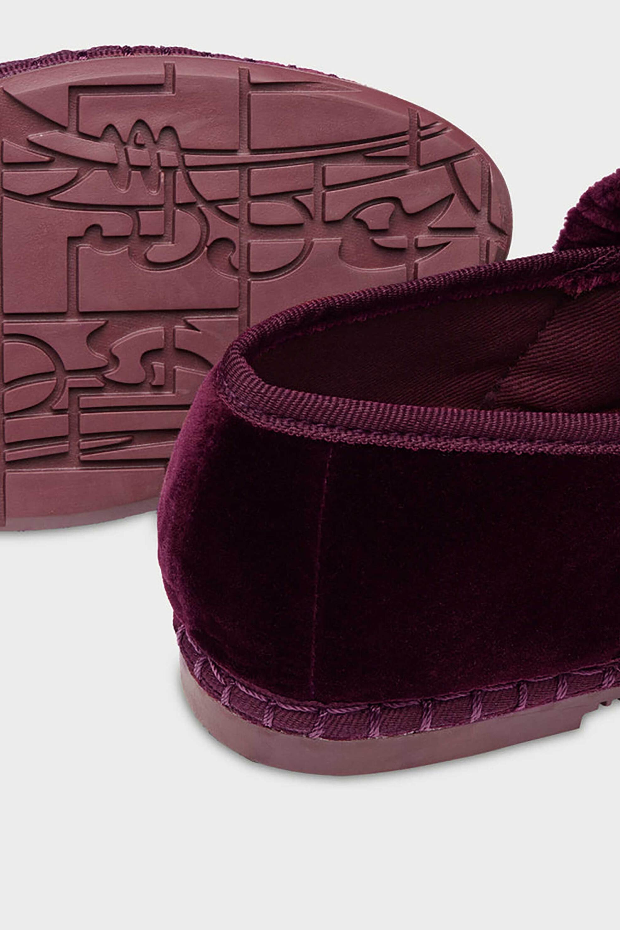 Flabelus γυναικείες μπαλαρίνες με μπαρέτα και βελούδινη υφή "Mafalda Wine" - Mafalda Wine Μπορντό φωτογραφία