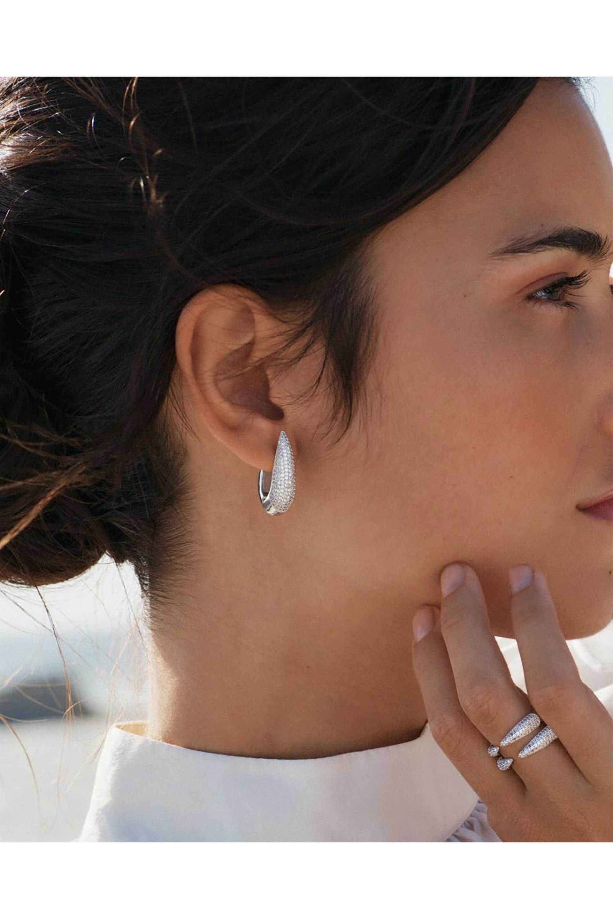 EDBLAD γυναικεία σκουλαρίκια "Crest Pavé Silver" (L) - 127615 φωτογραφία