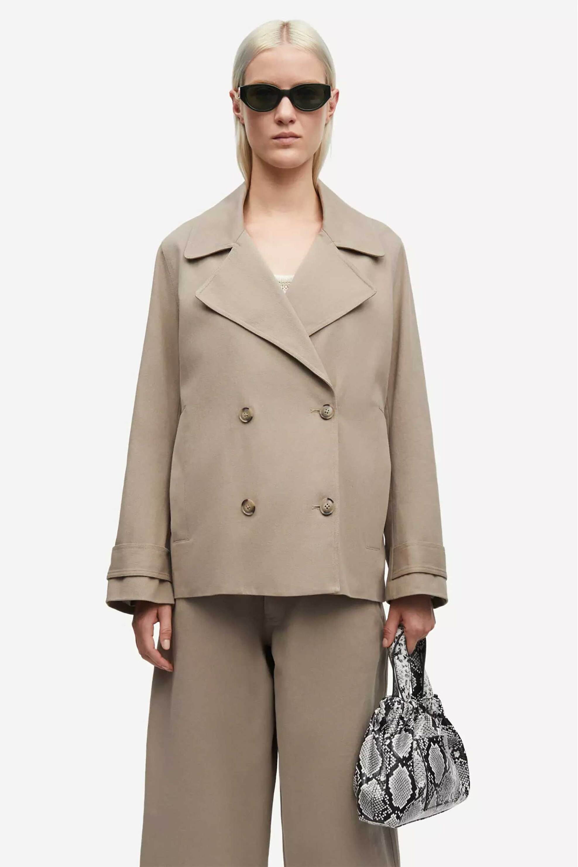 SAMSØE SAMSØE Samsøe Samsøe γυναικεία καπαρτίνα με διπλή σειρά κουμπιών "Safalla" - F25200113 Μπεζ