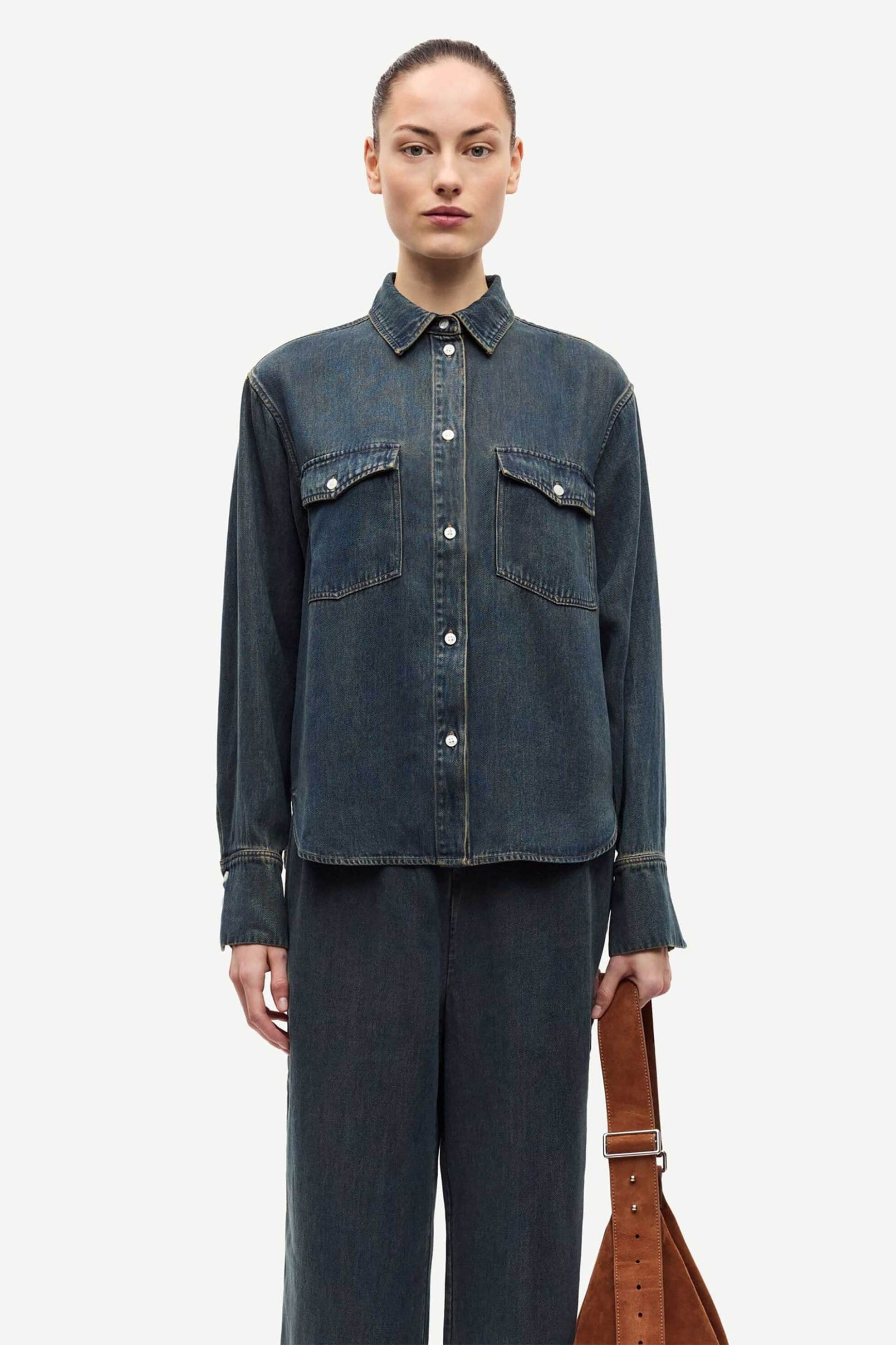 SAMSØE SAMSØE Samsøe Samsøe γυναικείο denim πουκάμισο με flap τσέπες Regular Fit "Sabex" - F25300060 Denim Blue Σκούρο