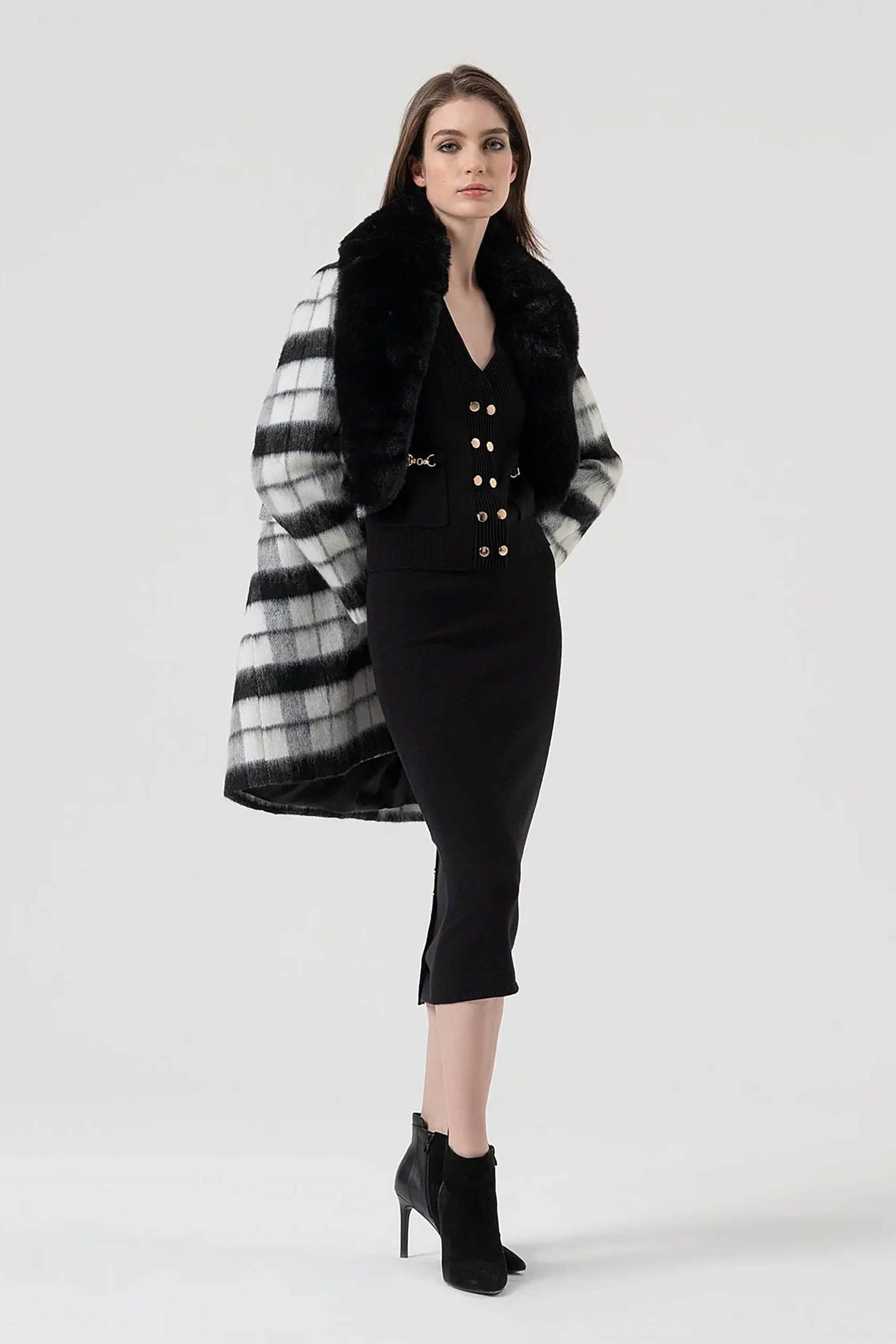 Fracomina γυναικεία ζακέτα με χρυσά κουμπιά και αγκράφες ribbed Regular Fit - FR25WT8010K55601-053 Μαύρο φωτογραφία