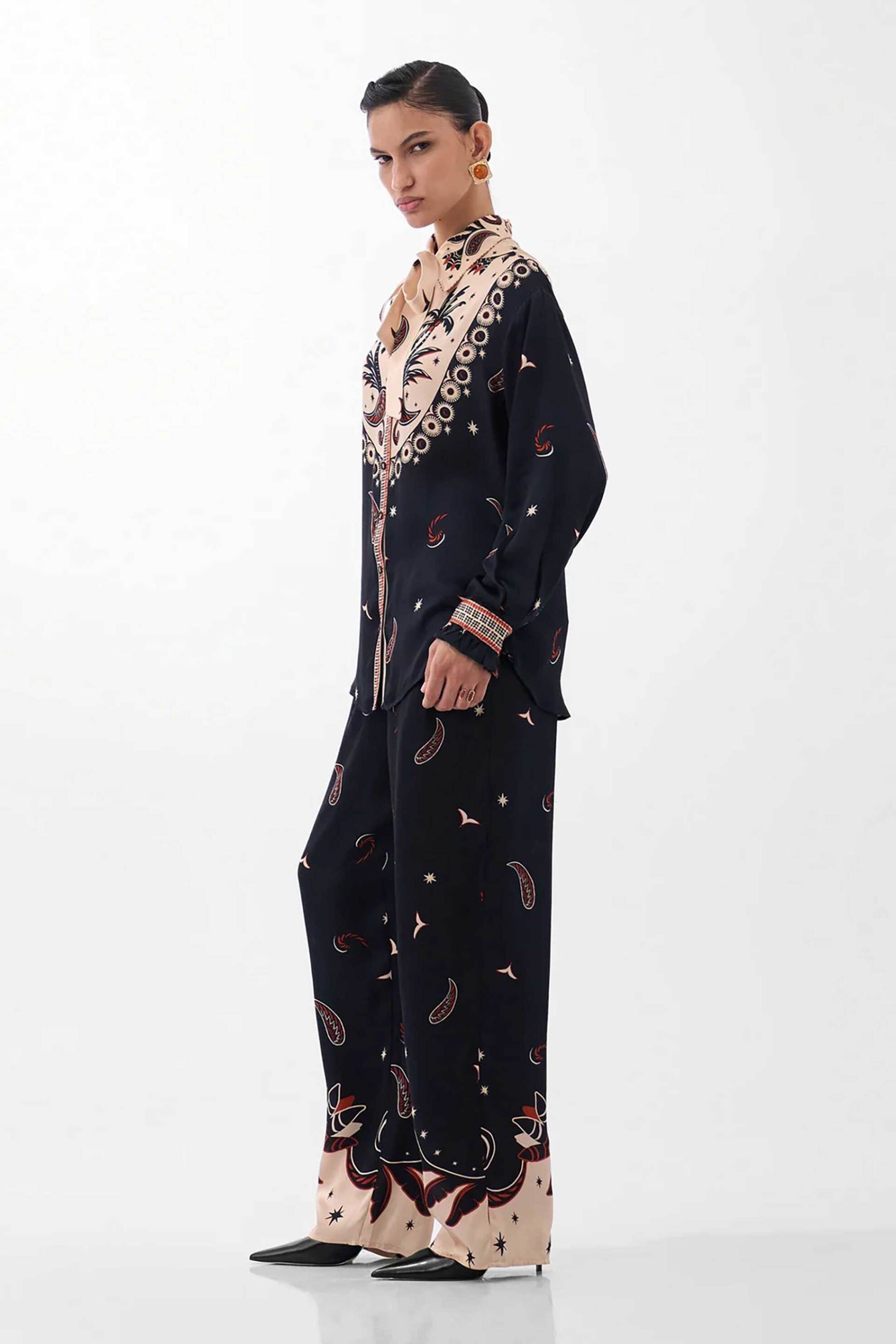 NOIB Noib γυναικείο πουκάμισο με all-over print "Iris Nocturnal Jungle" - Iris Shirt/FW26 Εκρού - 3