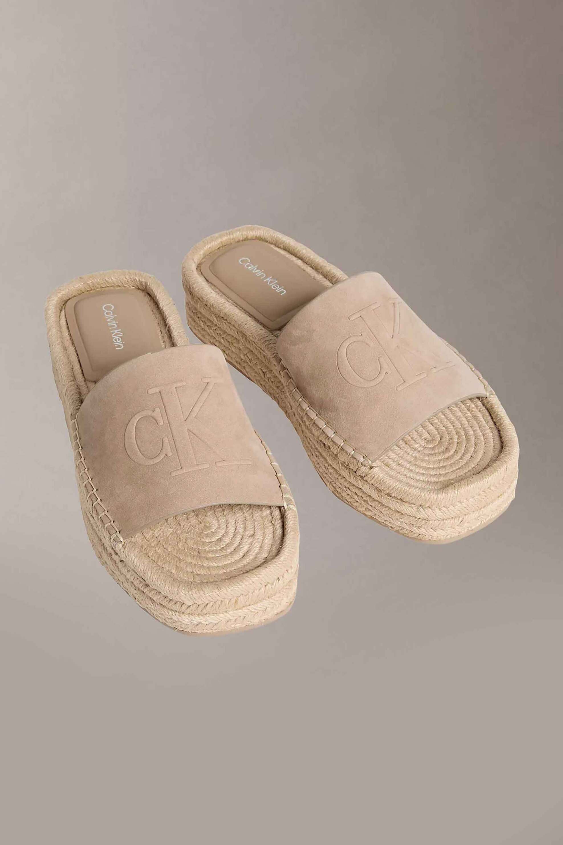CALVIN KLEIN JEANS Calvin Klein Jeans γυναικεία nubuck flatforms με monogram "Ebeth" - HW0HW02890 Μπεζ - 2