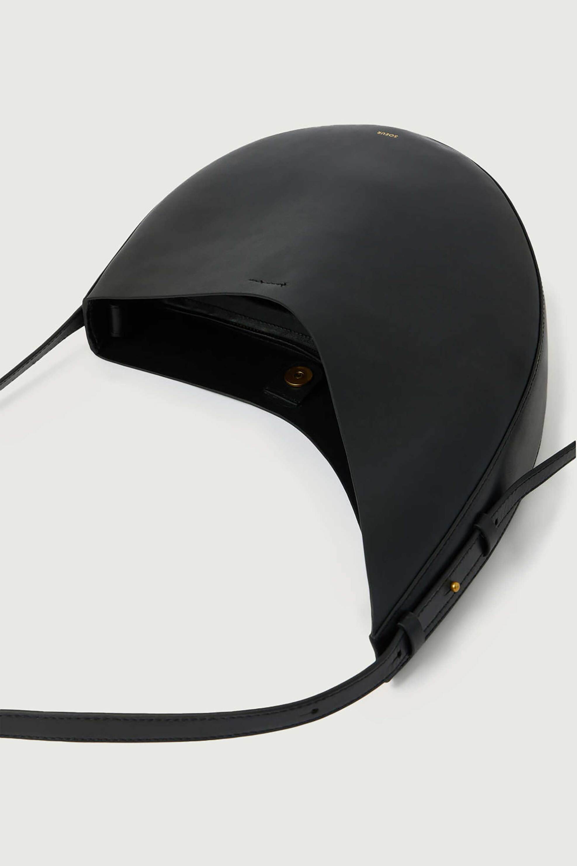 Soeur γυναικεία δερμάτινη τσάντα ώμου "Winona" - SEM1330WINONA Μαύρο φωτογραφία