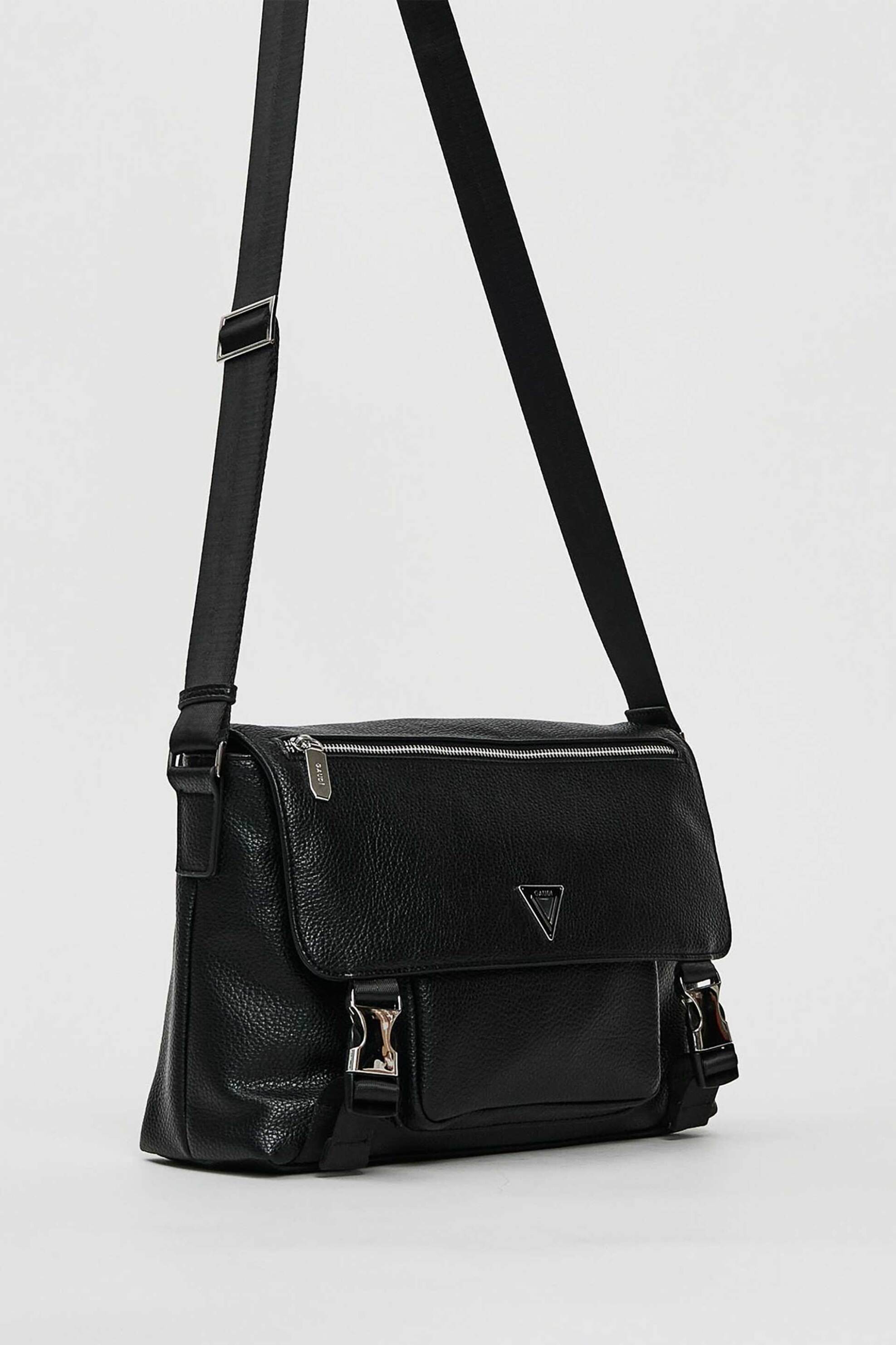 Gaudi ανδρικό τσαντάκι ώμου μονόχρωμο με μεταλλικό λογότυπο - V5AI-12540 Μαύρο