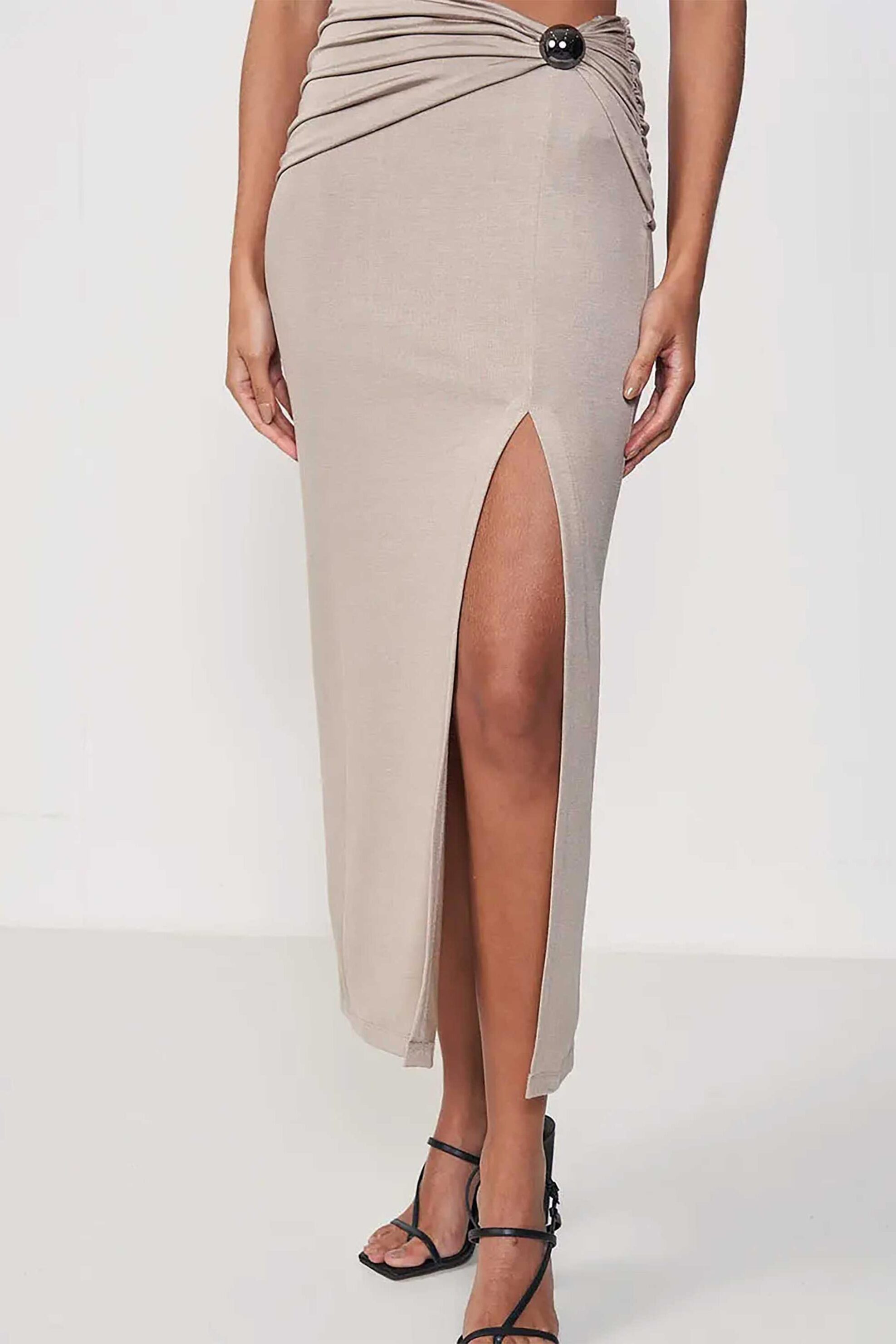 COLCCI Colcci γυναικεία midi φούστα με άνοιγμα και ντραπέ σχέδιο - 008.01.04765 Μπεζ