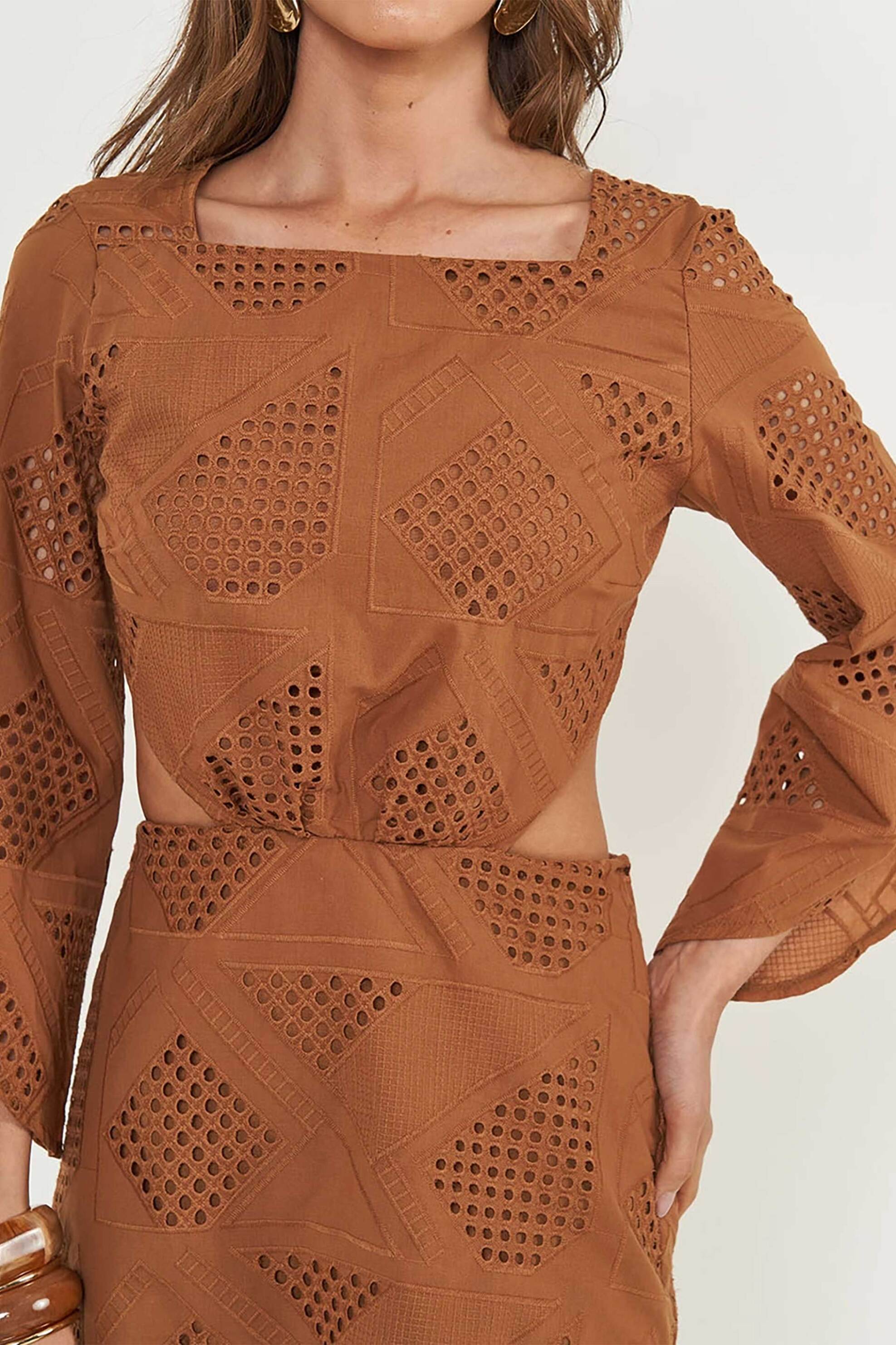 COLCCI Colcci γυναικείο mini φόρεμα με διάτρητο σχέδιο και cut out - 044.01.14686 Καμηλό - 2