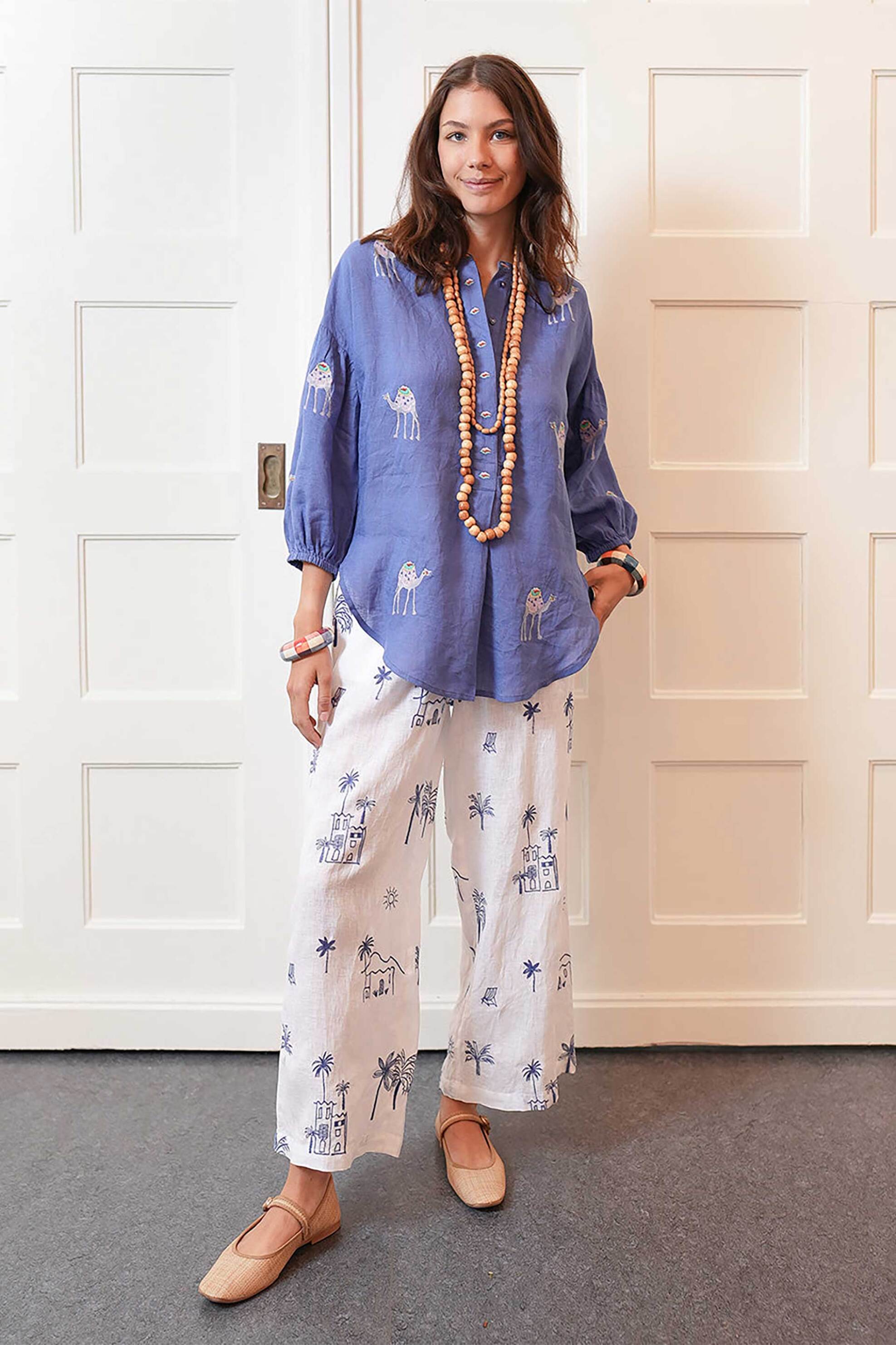 Nimo With Love γυναικεία μπλούζα με κέντημα "Sassafras Camel" - Sassafras Blouse Μπλε φωτογραφία
