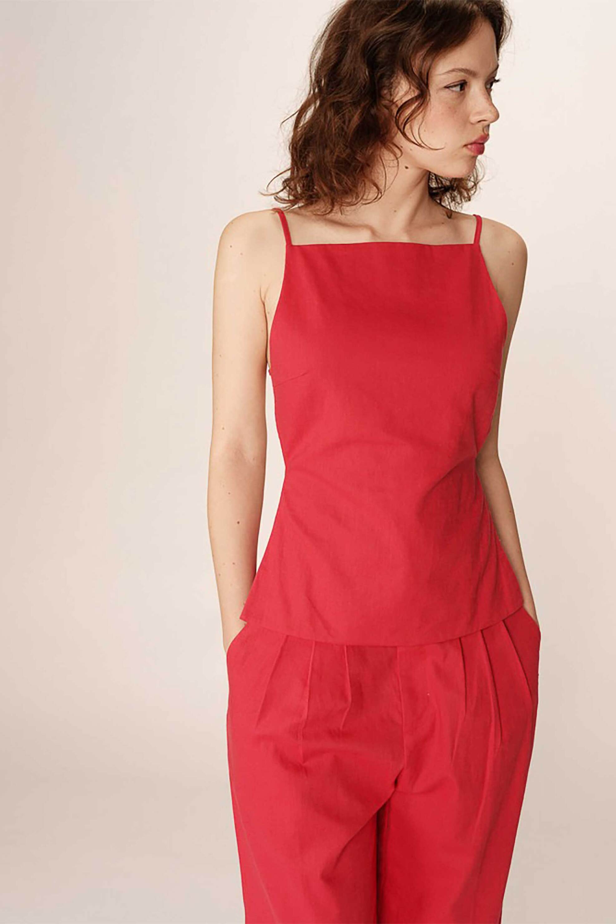 Grace & Mila γυναικείο τοπ με ανοιχτή πλάτη "Pesto" - PESTO_13011/SS25 Κόκκινο φωτογραφία