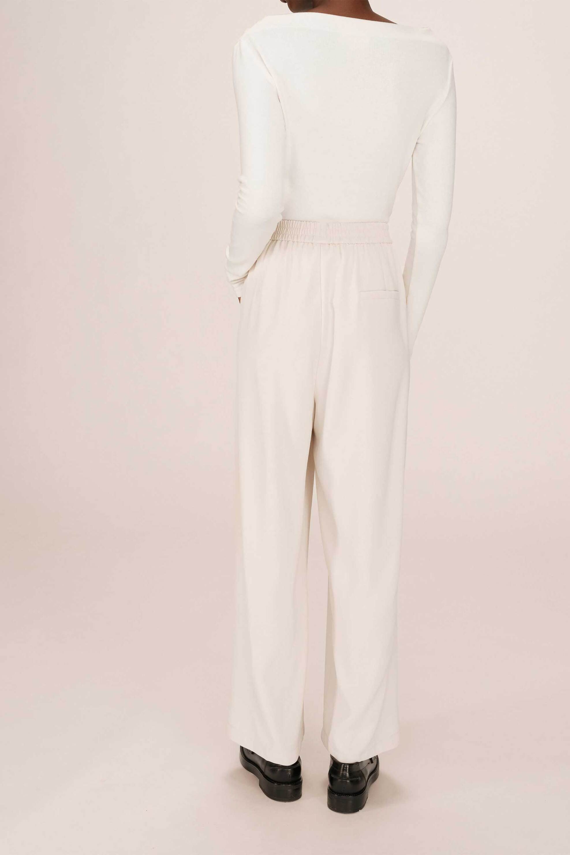 Grace & Mila γυναικείο παντελόνι υφασμάτινο Wide Leg "Noblesse" - NOBLESSE/FW25 Εκρού φωτογραφία