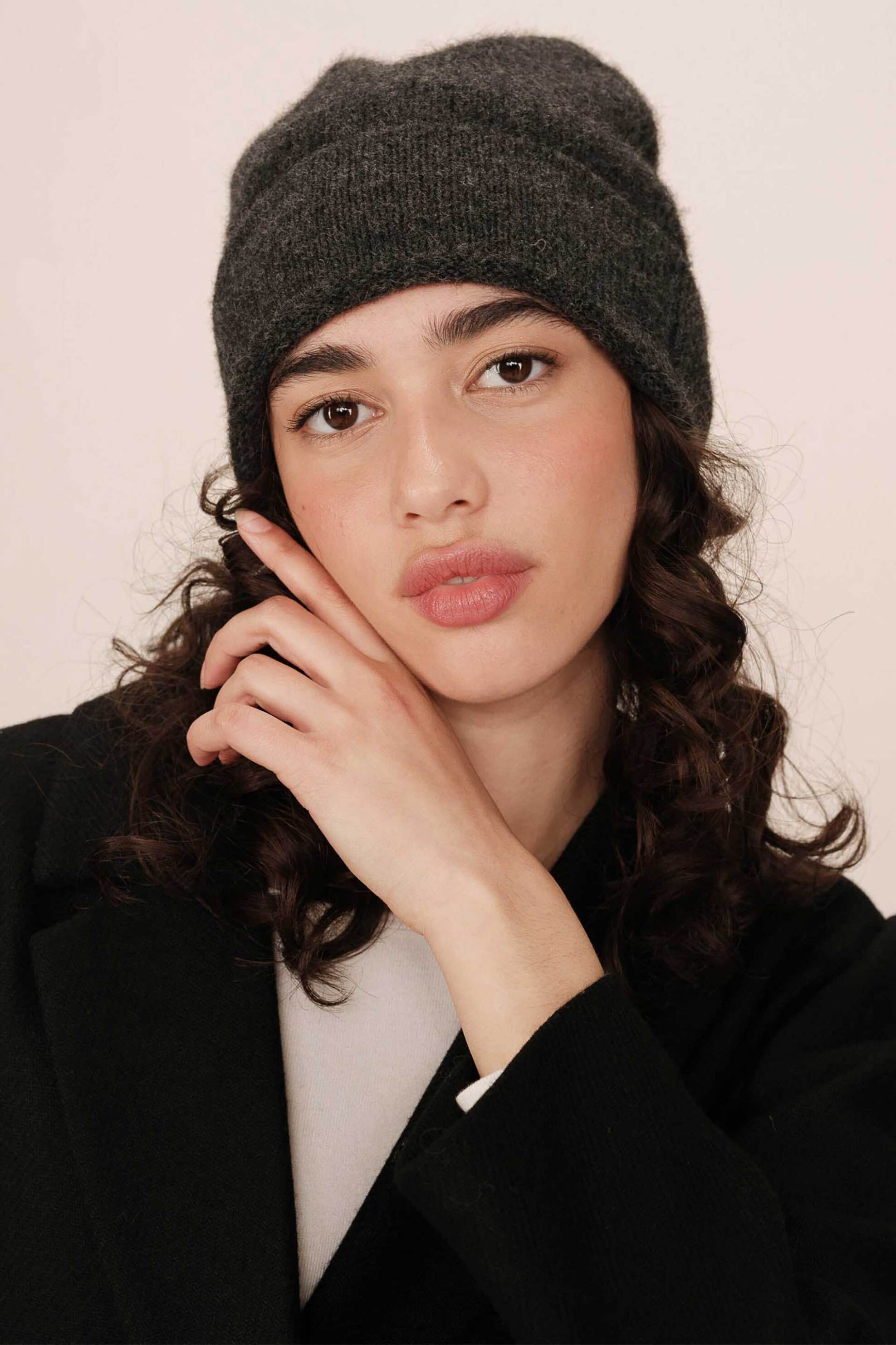 Grace & Mila γυναικείος πλεκτός σκούφος "Sanfrancisco" - SANFRANCISCO/FW25 Ανθρακί