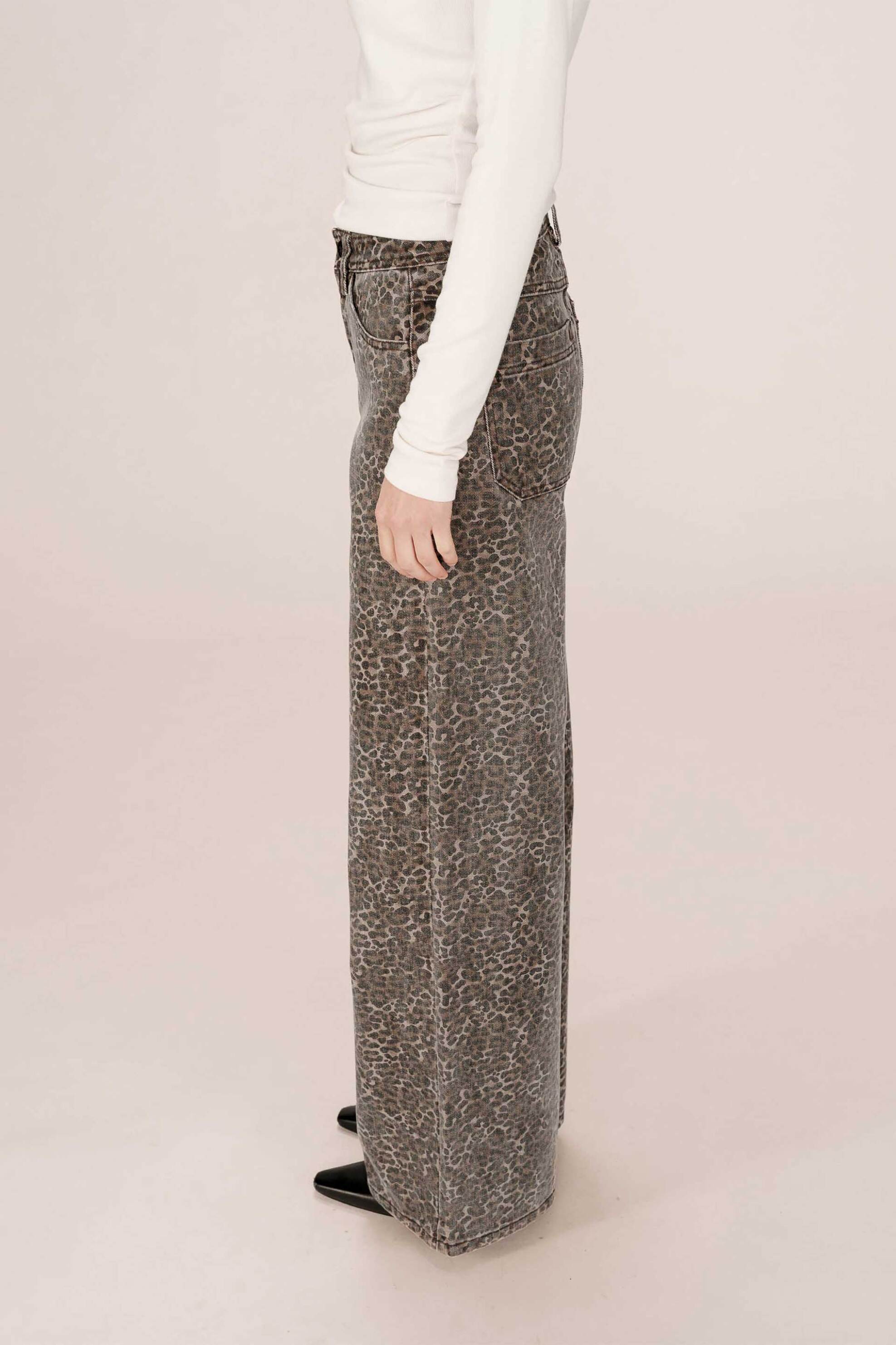 Grace & Mila γυναικείο τζιν παντελόνι leopard print "Socca" - SOCCA/FW25 Καφέ φωτογραφία