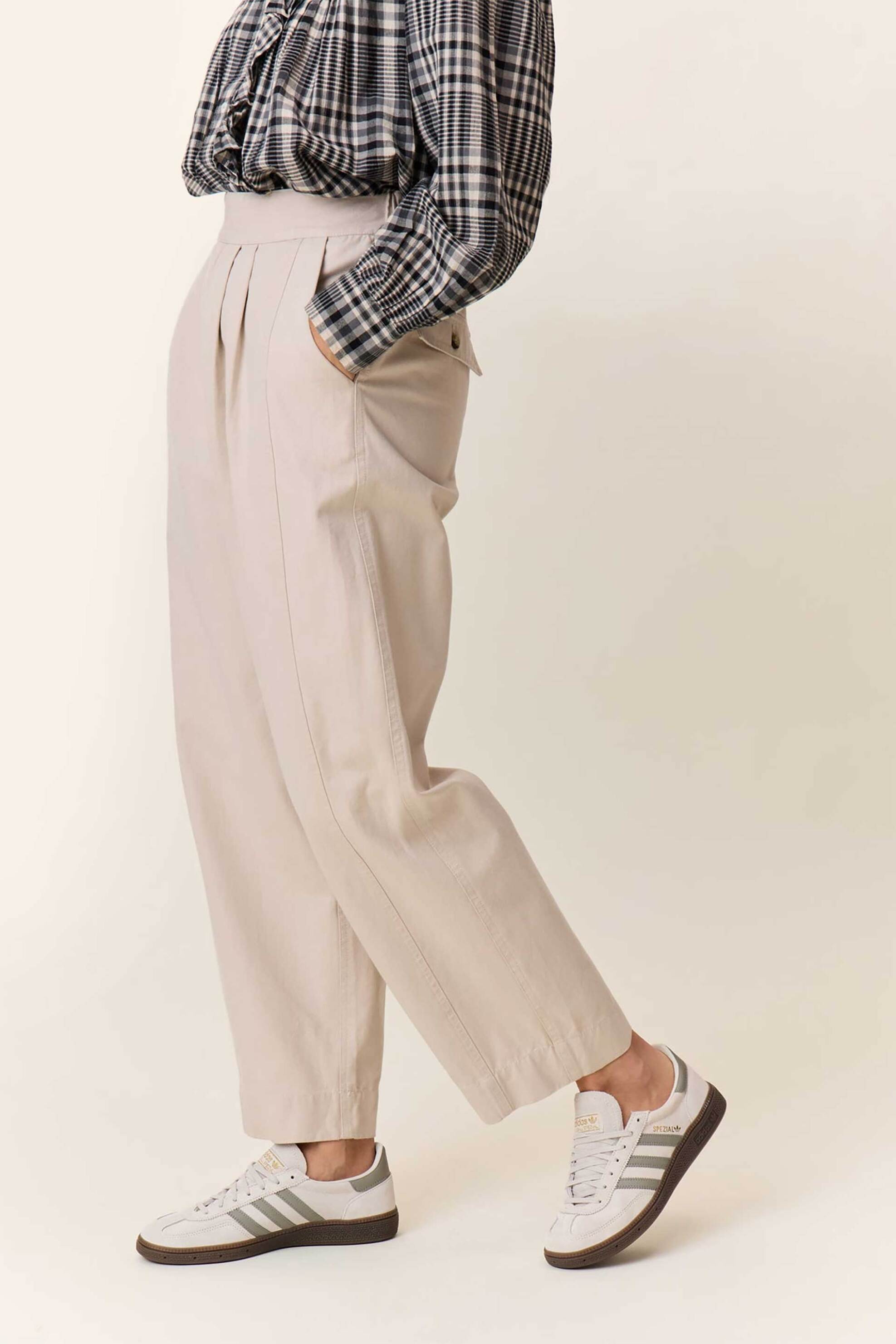 Leon & Harper γυναικείο παντελόνι Straight Fit "Penelope" - Penelope TCH4 PLN Υπόλευκο φωτογραφία