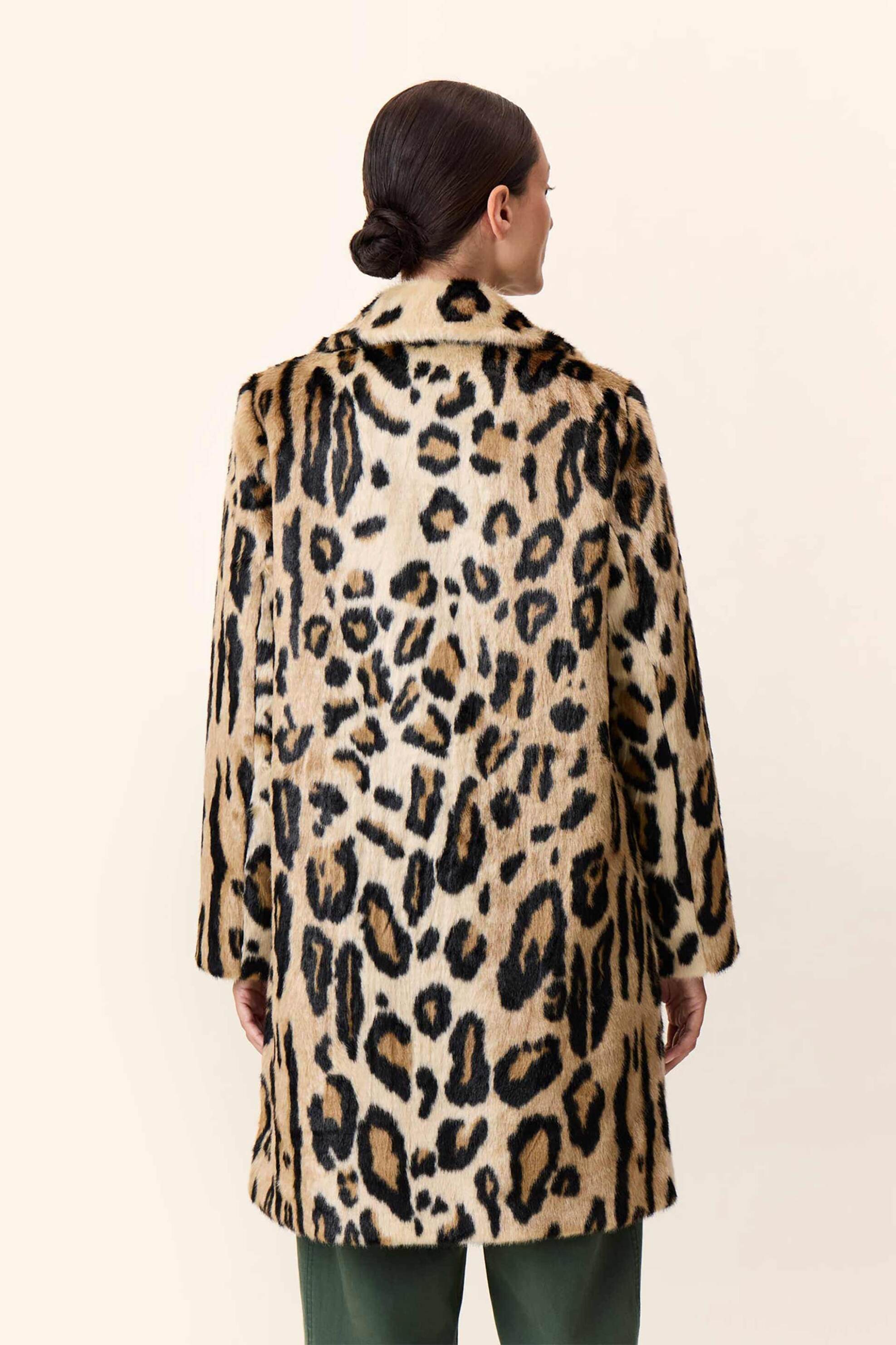 Leon & Harper γυναικείο παλτό animal print "Volf Leo" - Volf FF06 Leo Ταμπά φωτογραφία