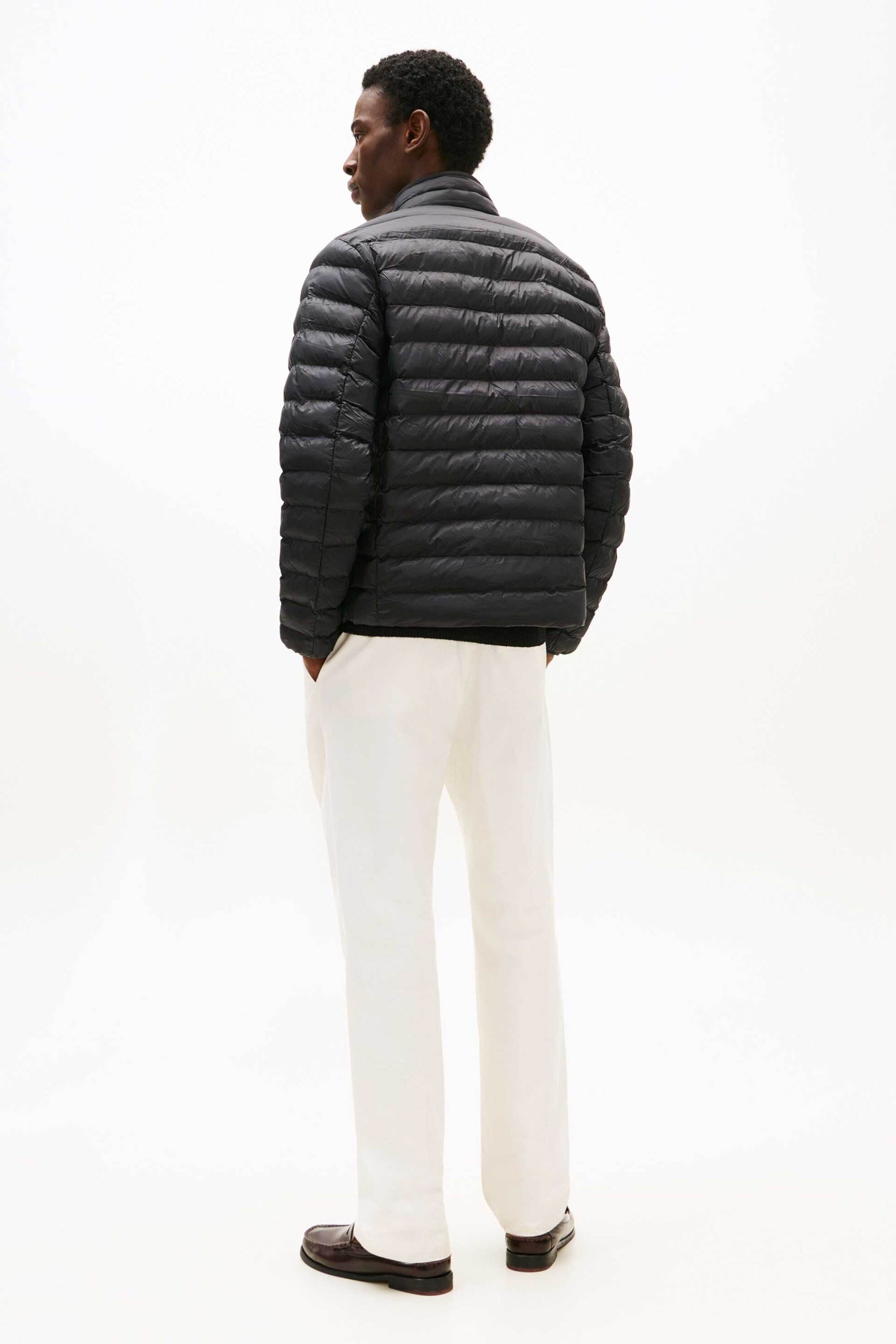 Tommy Hilfiger Ανδρικό Μπουφάν με Καπιτονέ Σχέδιο Regular Fit - Mw0Mw39990 Μαύρο