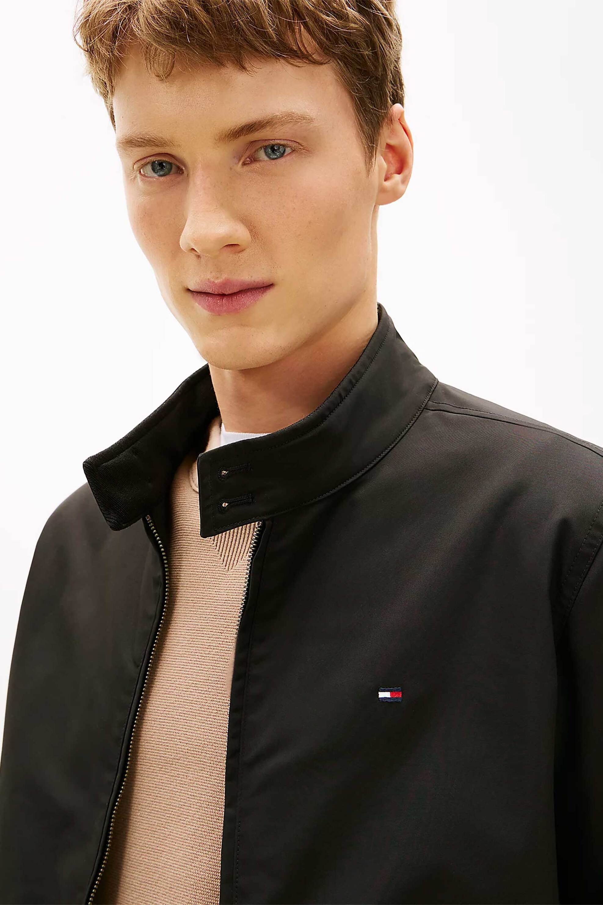 Tommy Hilfiger ανδρικό jacket με ψηλό λαιμό και κεντημένο logo flag Relaxed Fit - MW0MW37647 Μαύρο φωτογραφία