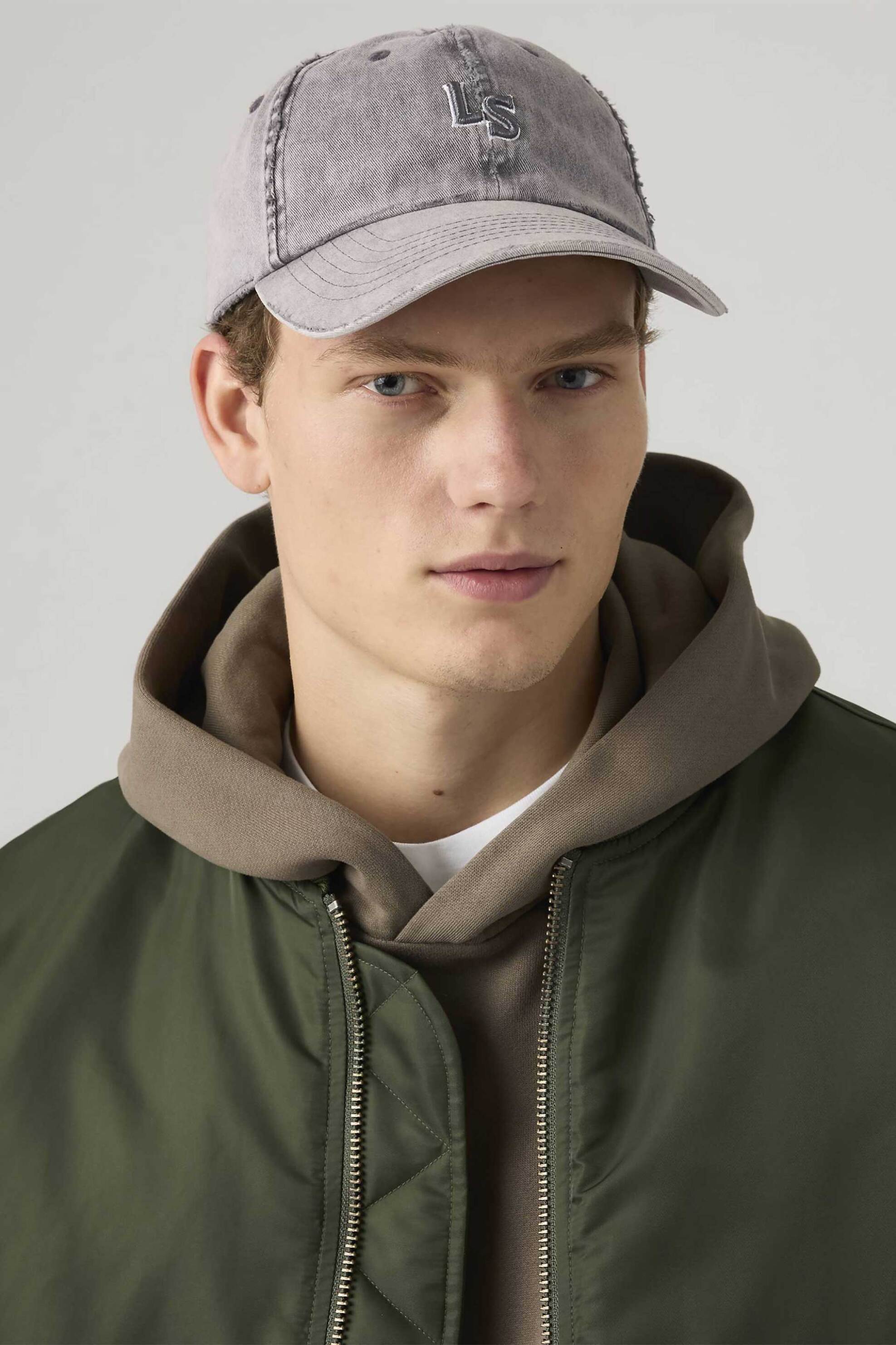 Levi's® ανδρικό καπέλο jockey "Monogram" - 004BS0007 Γκρι φωτογραφία